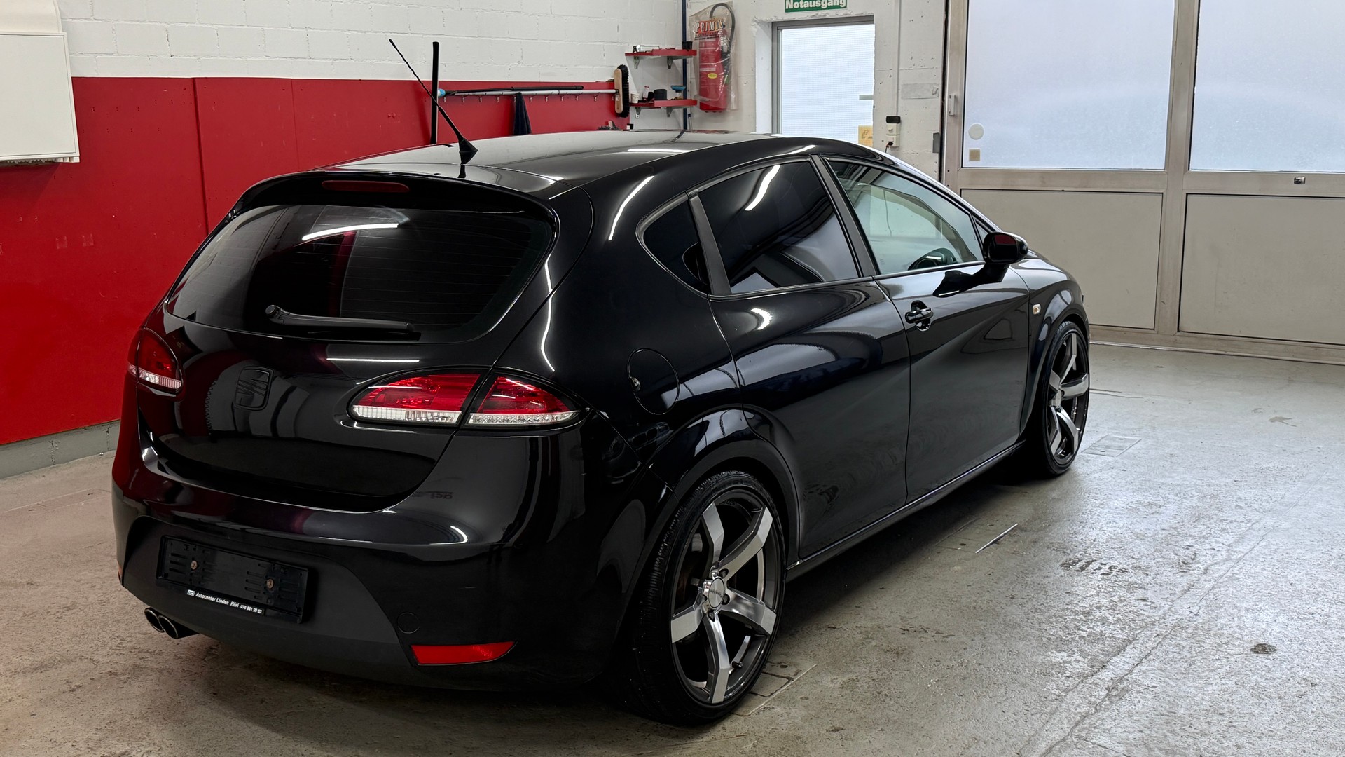 SEAT Leon 2.0 TSI FR, CH Fahrzeug, frisch ab MFK, Servicegepflegt, FR, Klima, 200PS, DAB, BT, USB, u.v.m-image-7
