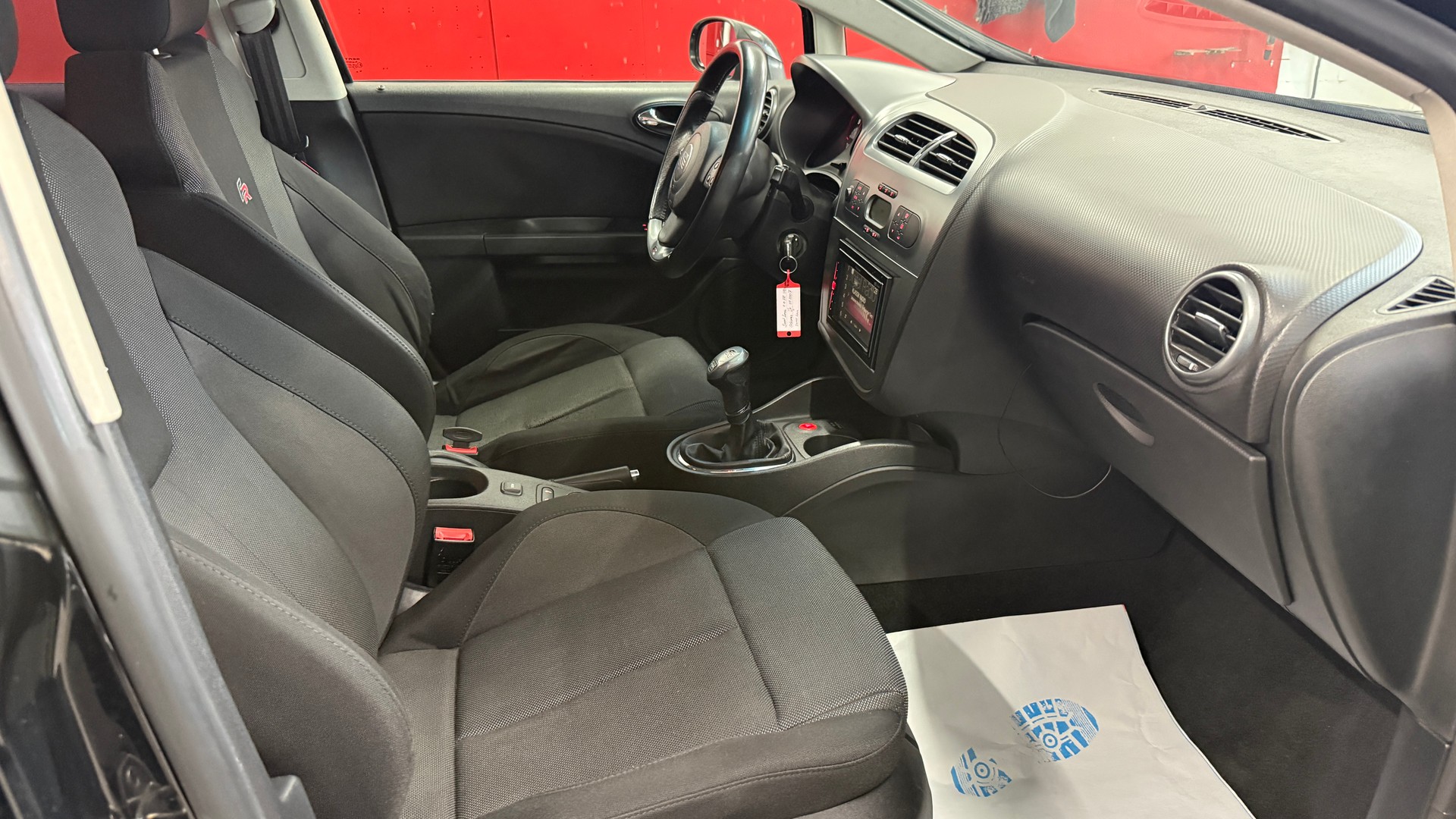 SEAT Leon 2.0 TSI FR, CH Fahrzeug, frisch ab MFK, Servicegepflegt, FR, Klima, 200PS, DAB, BT, USB, u.v.m-image-17