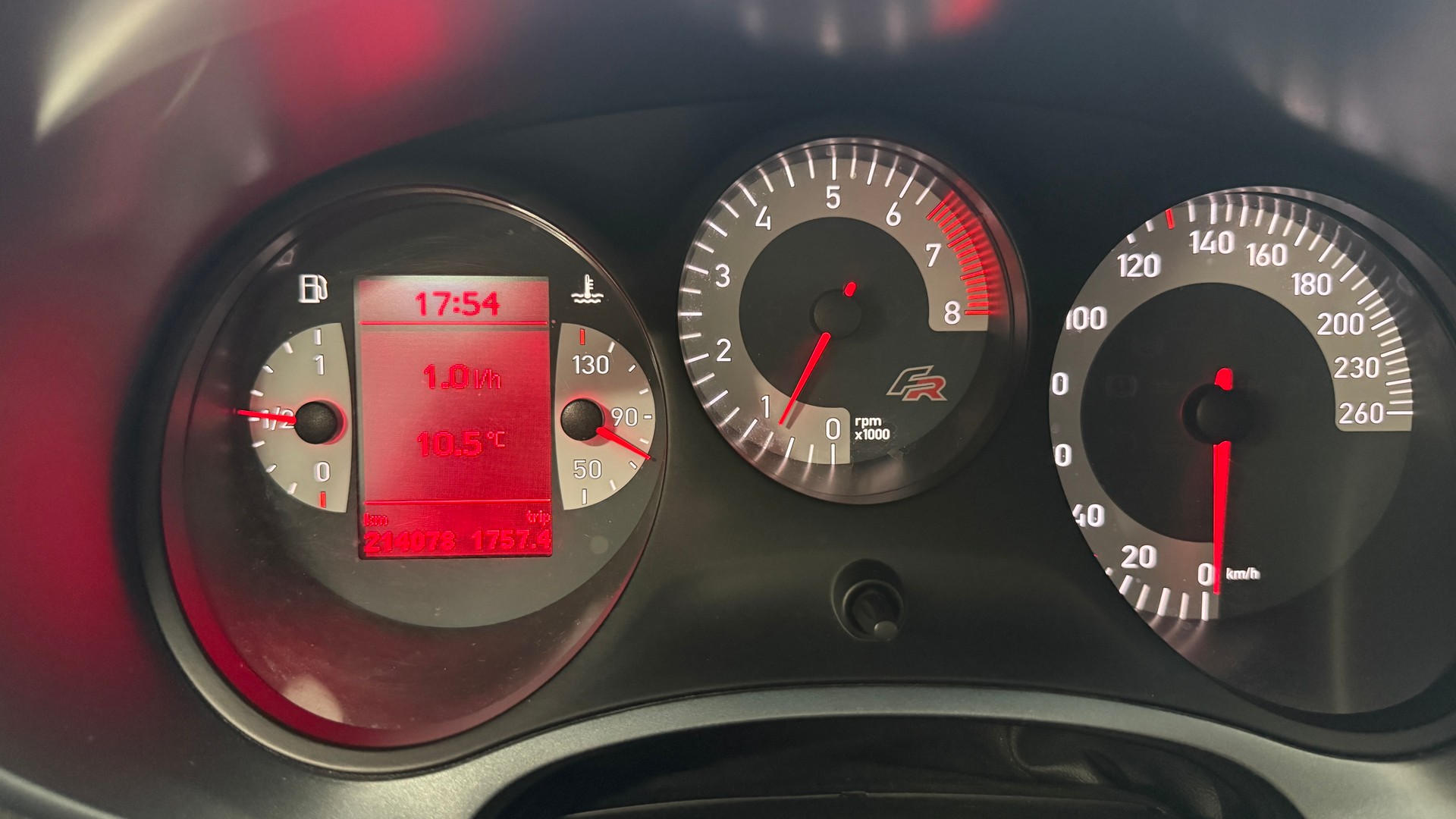 SEAT Leon 2.0 TSI FR, CH Fahrzeug, frisch ab MFK, Servicegepflegt, FR, Klima, 200PS, DAB, BT, USB, u.v.m-image-19
