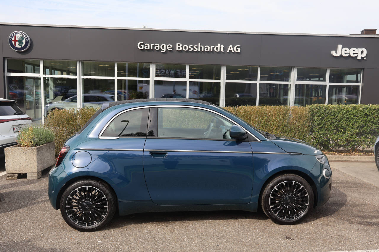 FIAT 500 Cabrio La Prima-image-0