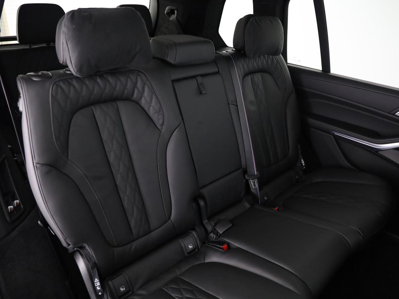 BMW X7 40d xDrive-image-25