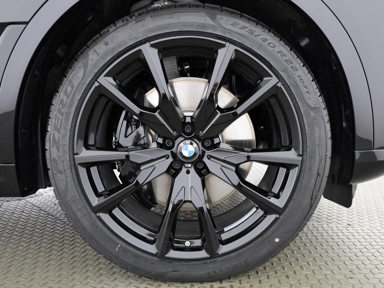 BMW X7 40d xDrive-image-24