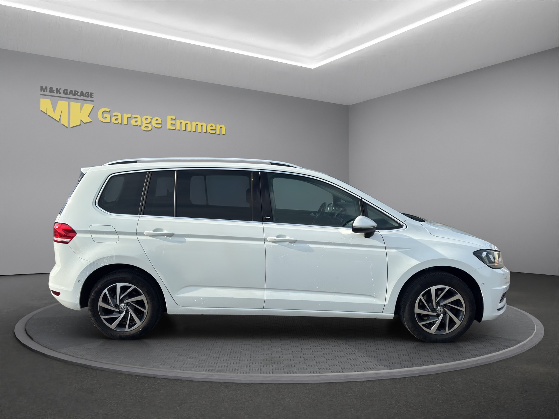 VW Touran 1.4 TSI BlueMotion Technology Sound DSG-image-5
