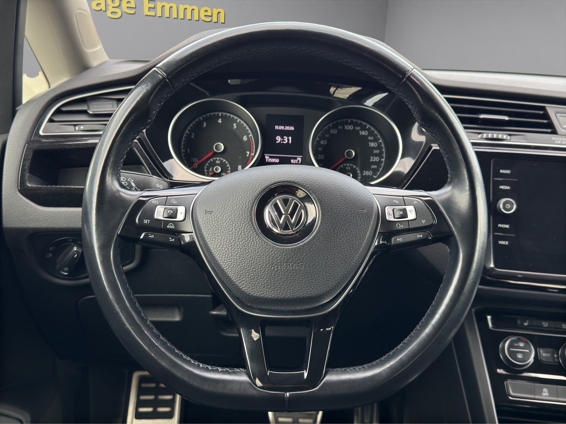 VW Touran 1.4 TSI BlueMotion Technology Sound DSG-image-13