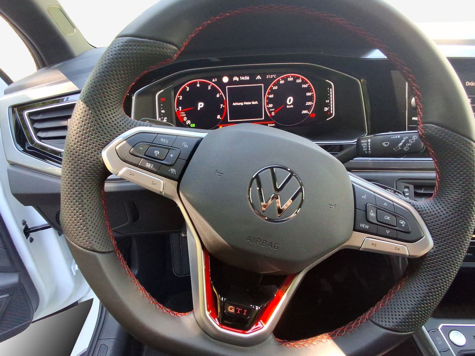 VW Polo 2.0 TSI GTI DSG-image-9