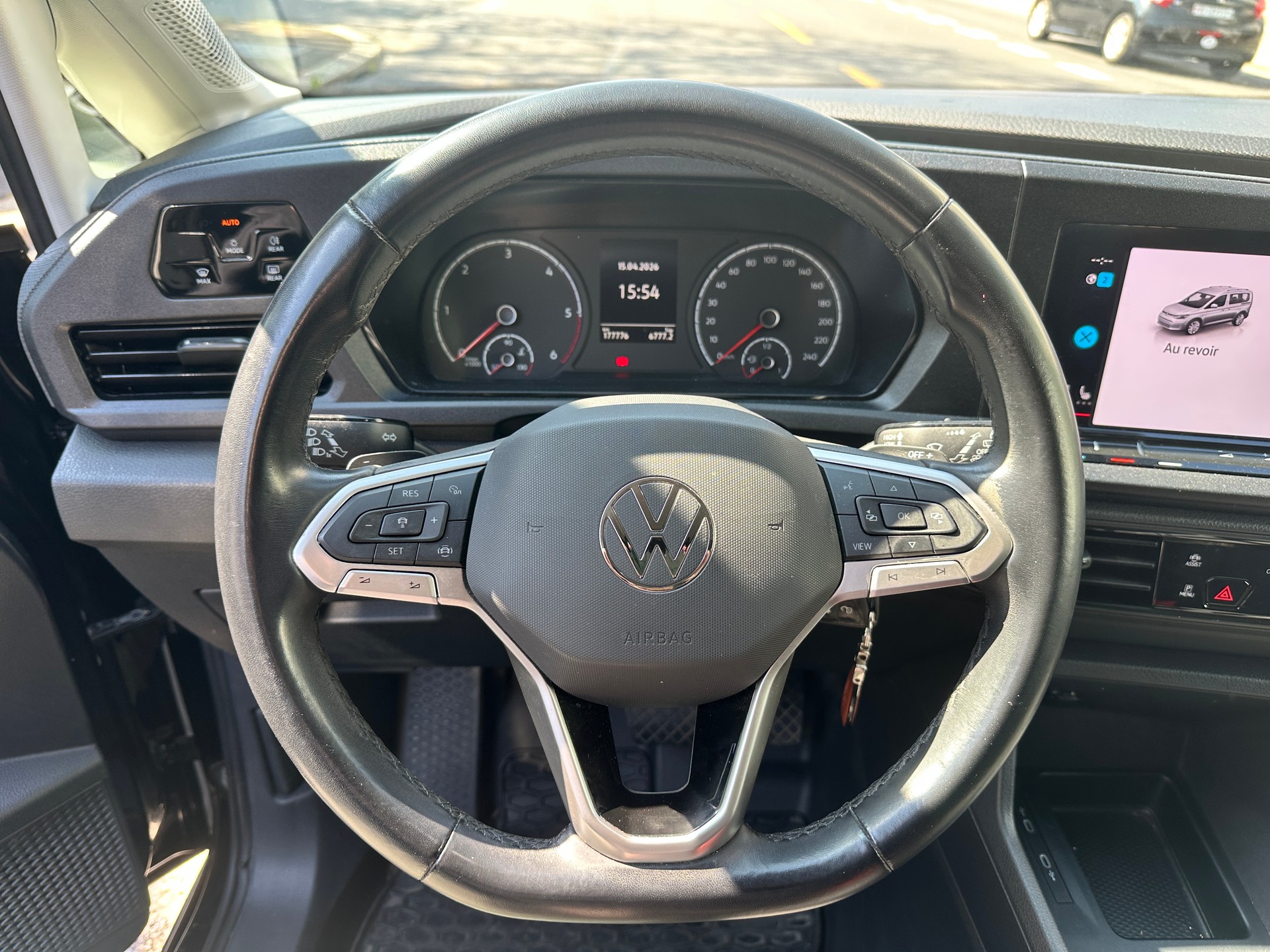 VW Caddy Cargo 2.0TDI DSG-image-5