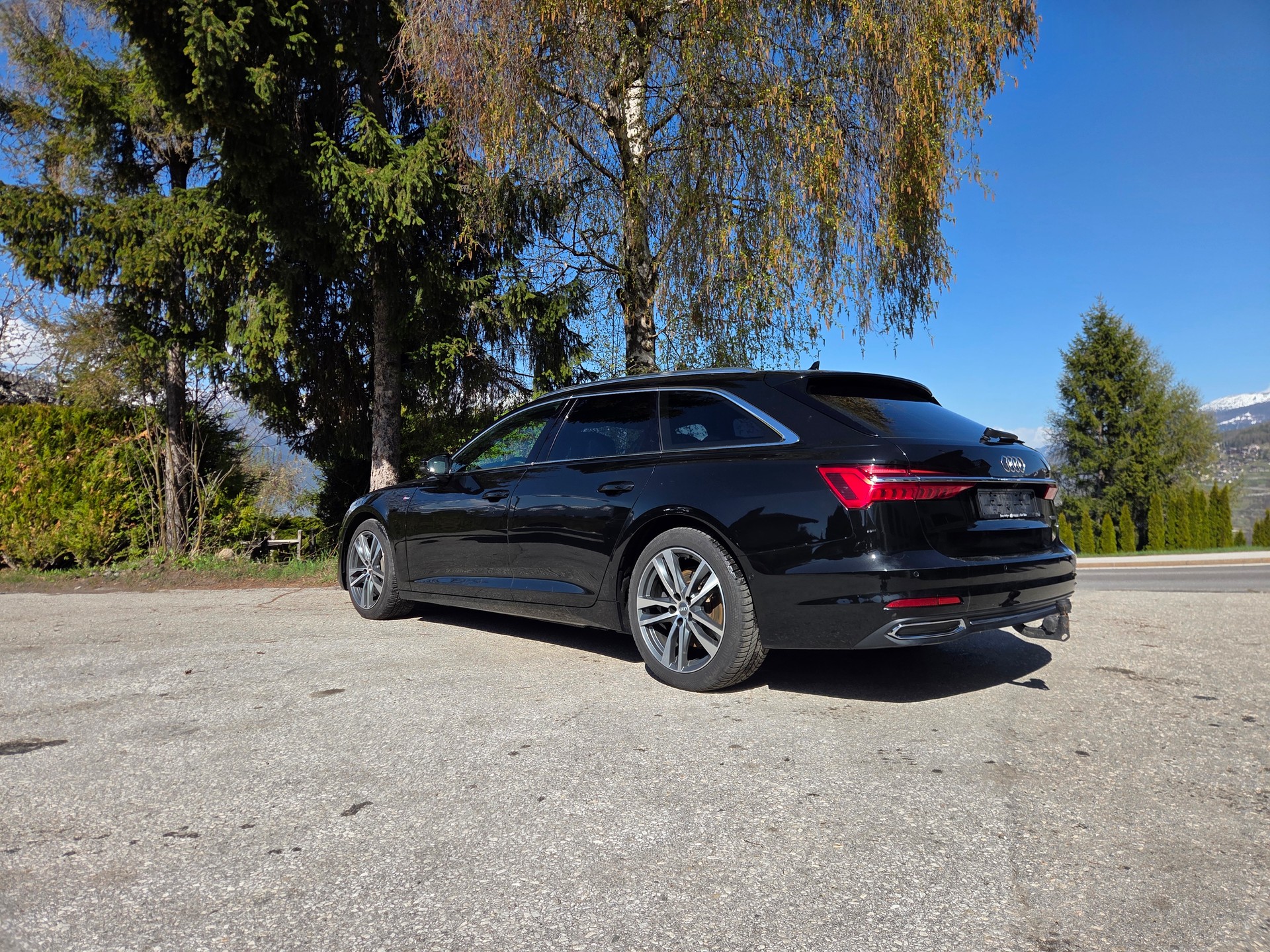 AUDI A6 Avant 55 TFSI quattro S-tronic-image-1