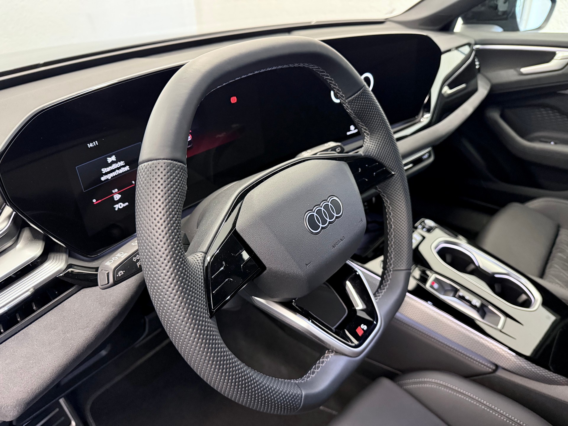 AUDI A6 Avant 40 TDI S line quattro S-tronic-image-20