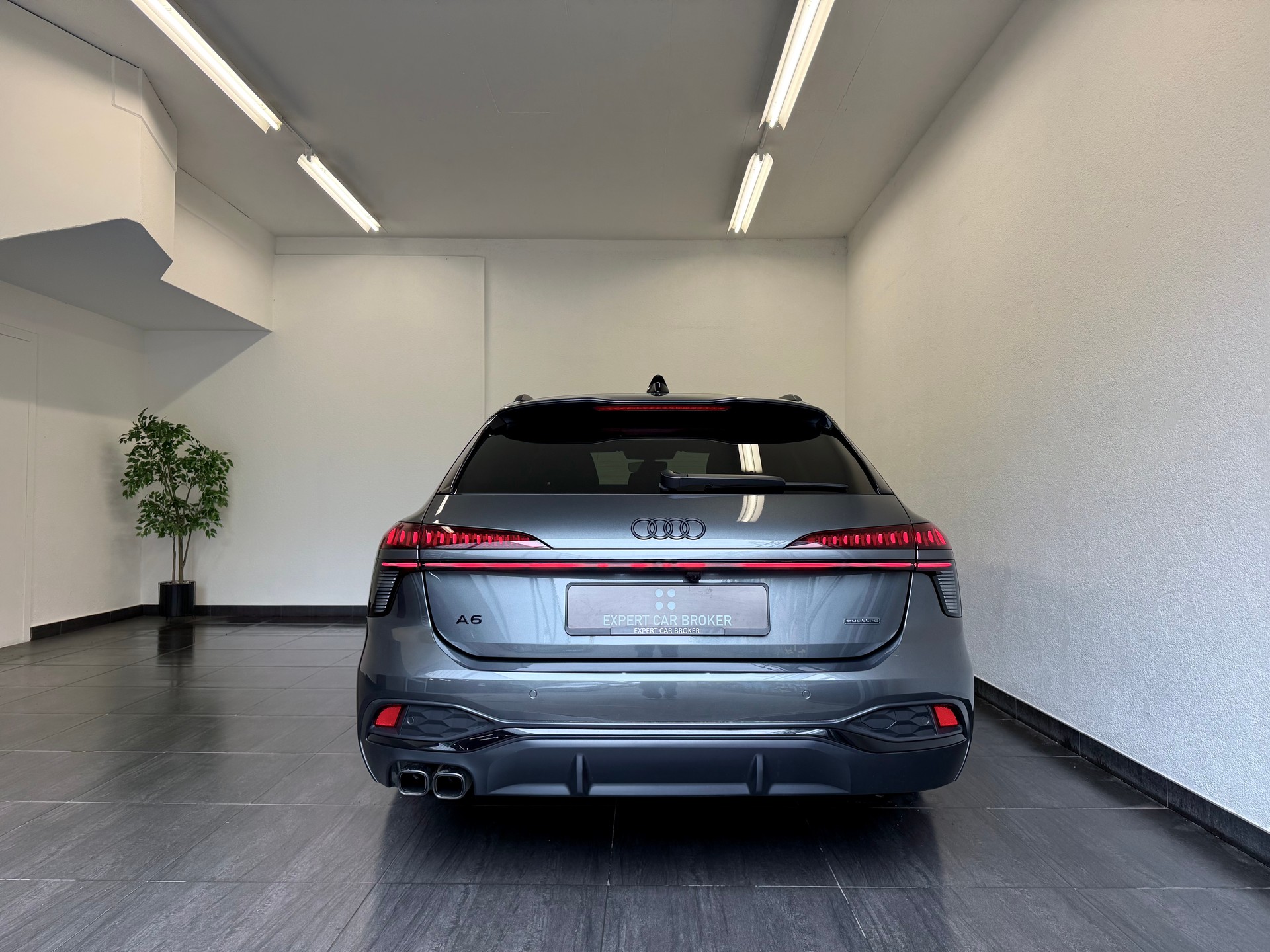 AUDI A6 Avant 40 TDI S line quattro S-tronic-image-10