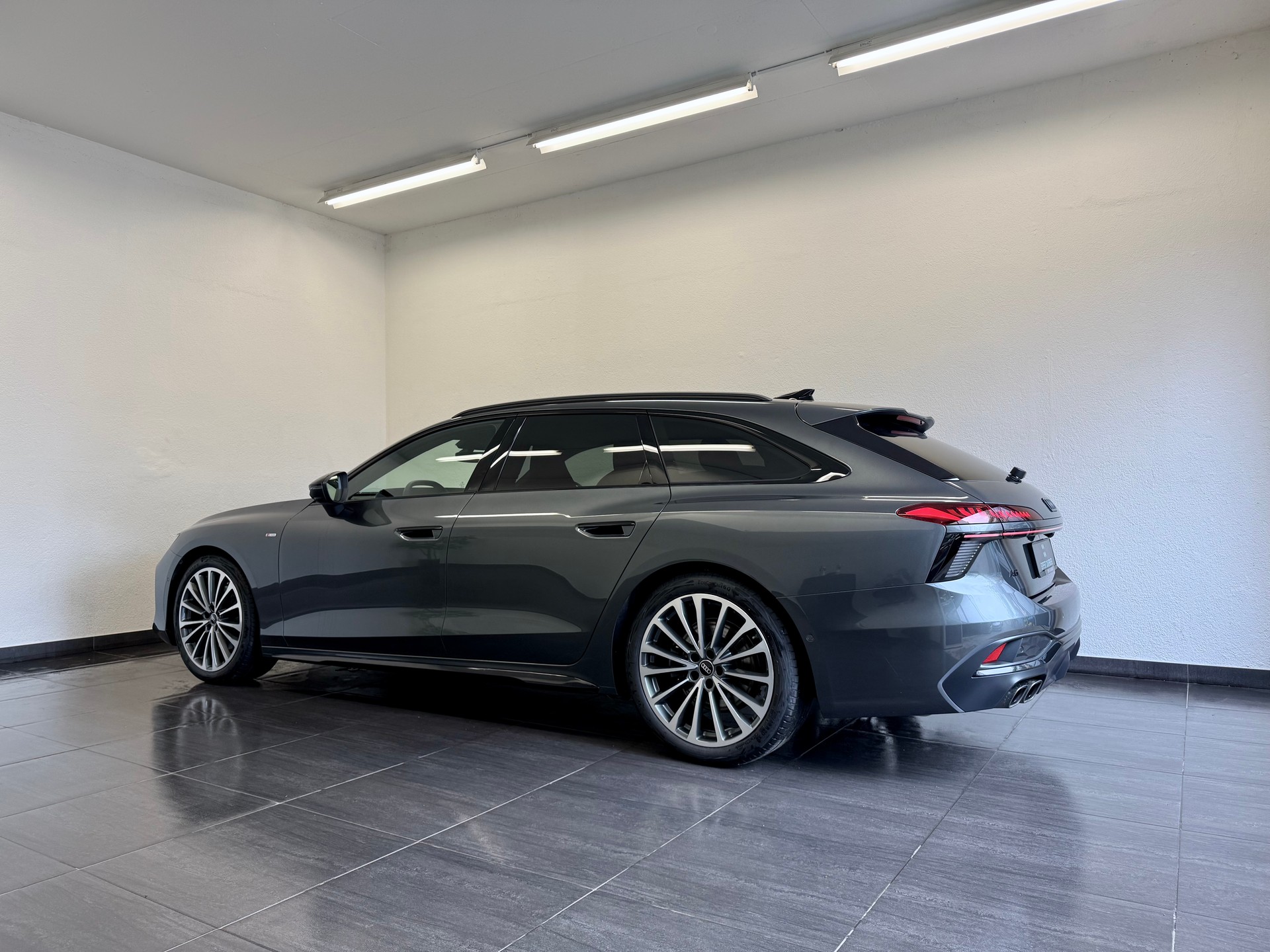 AUDI A6 Avant 40 TDI S line quattro S-tronic-image-8