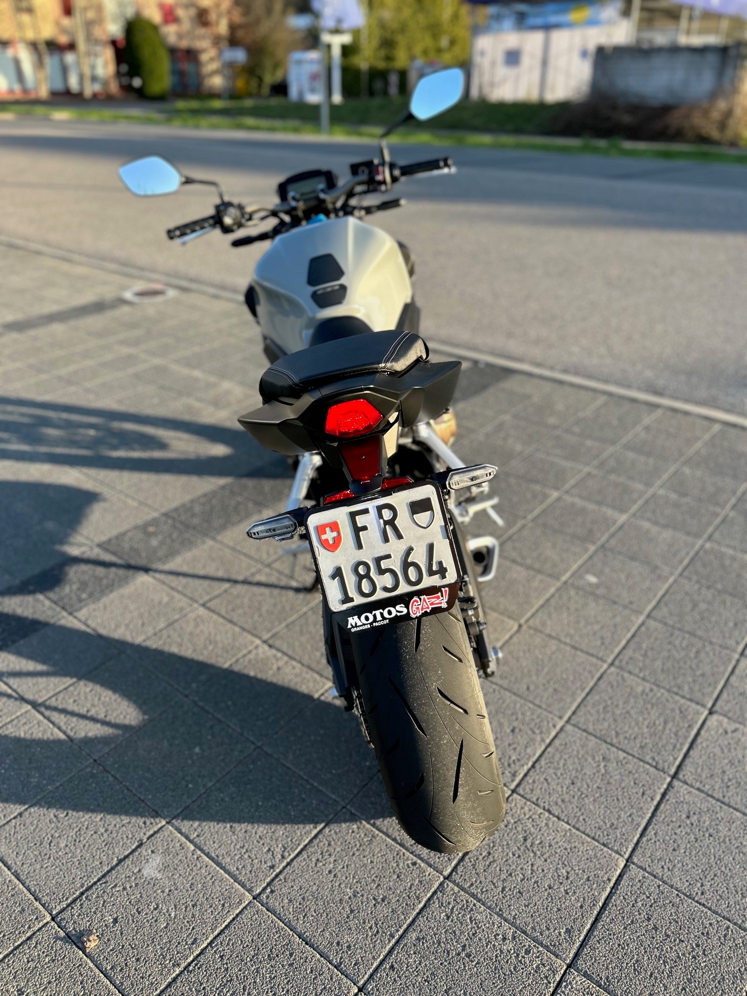 HONDA CB 650 R-image-10