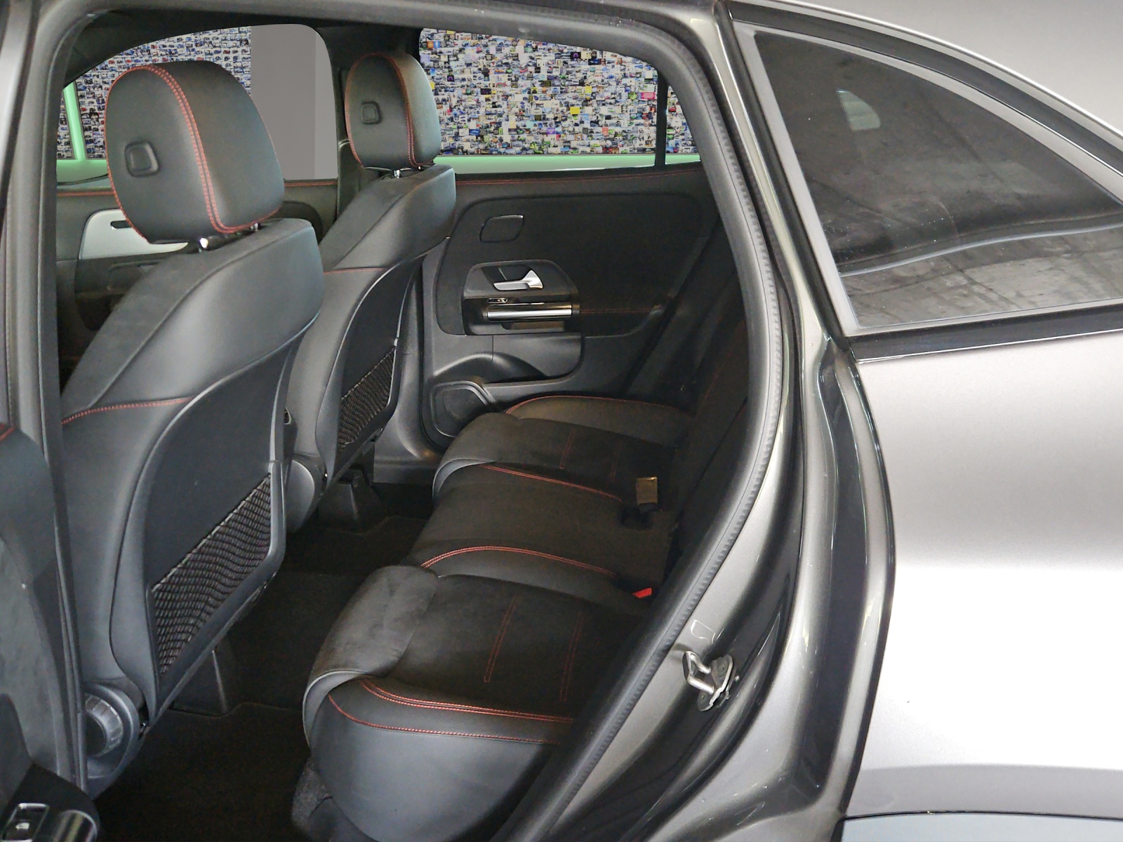 MERCEDES-BENZ GLA 250 4Matic AMG Line 8G-DCT-image-9