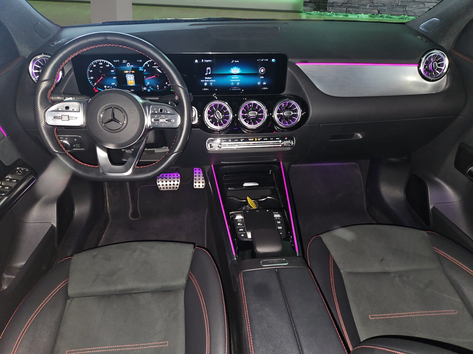 MERCEDES-BENZ GLA 250 4Matic AMG Line 8G-DCT-image-7