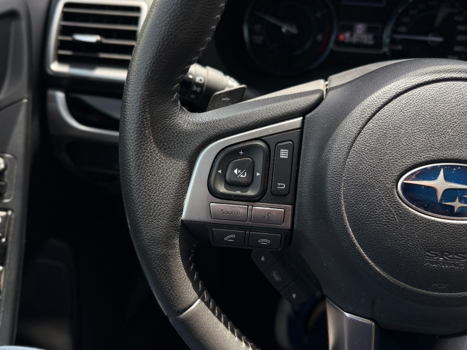 SUBARU Forester 2.0D Swiss Lineatronic-image-19