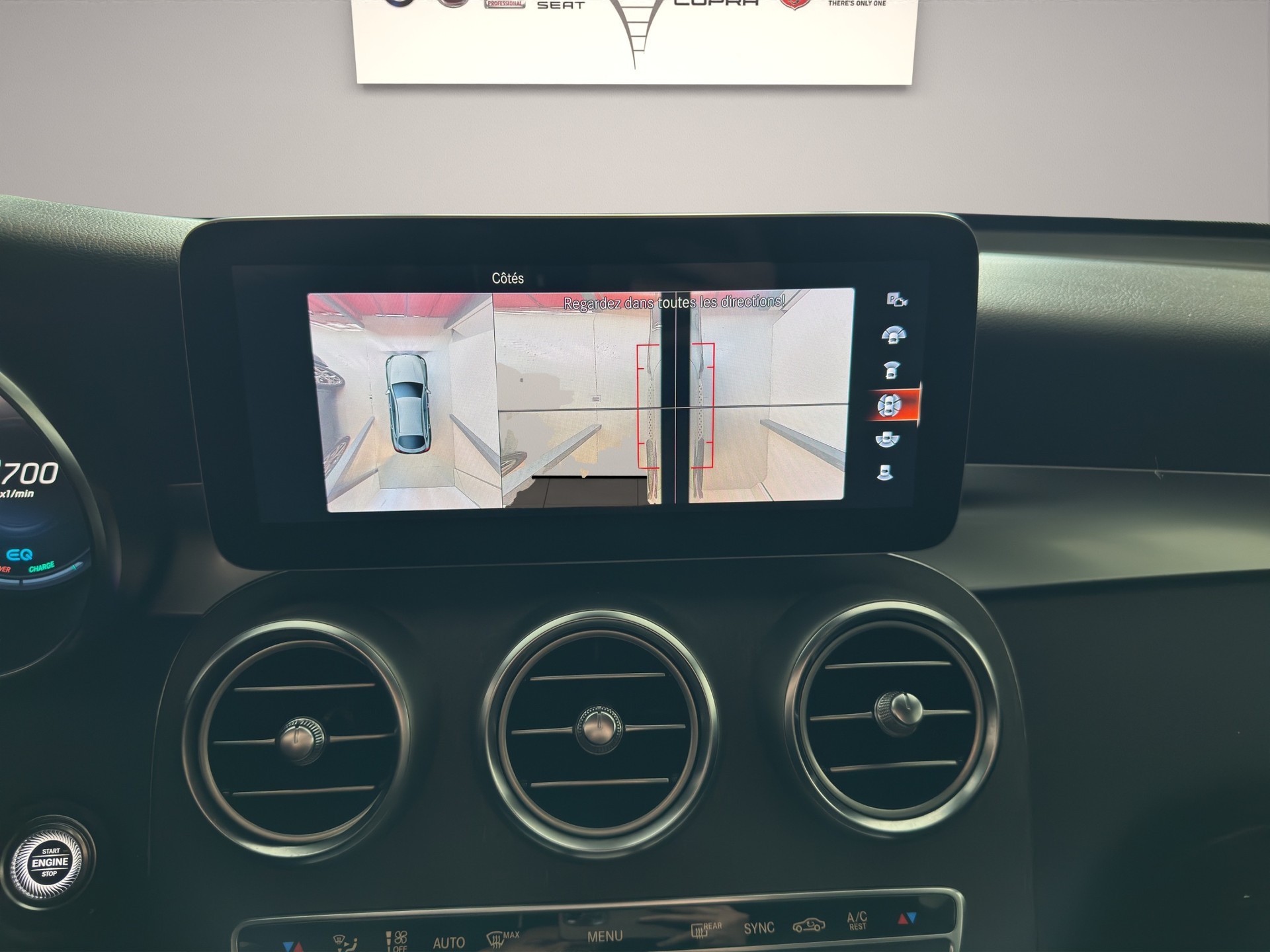 MERCEDES-BENZ GLC Coupé 200 AMG Line 4Matic 9G-Tronic-image-16