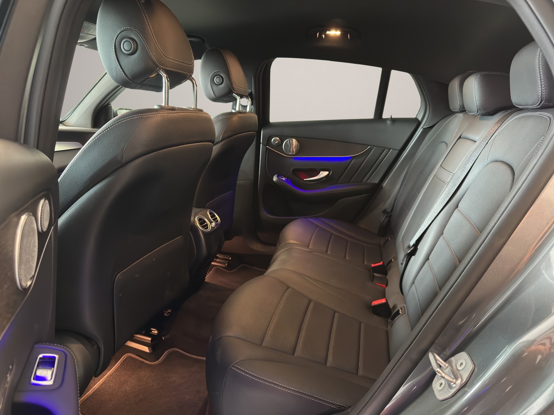 MERCEDES-BENZ GLC Coupé 200 AMG Line 4Matic 9G-Tronic-image-10