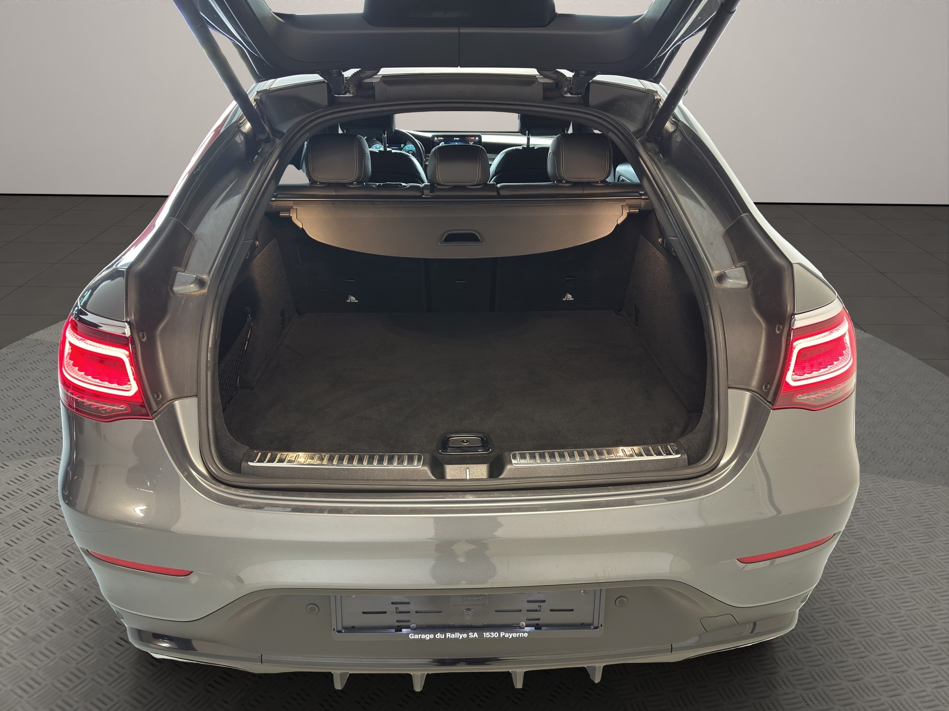 MERCEDES-BENZ GLC Coupé 200 AMG Line 4Matic 9G-Tronic-image-6