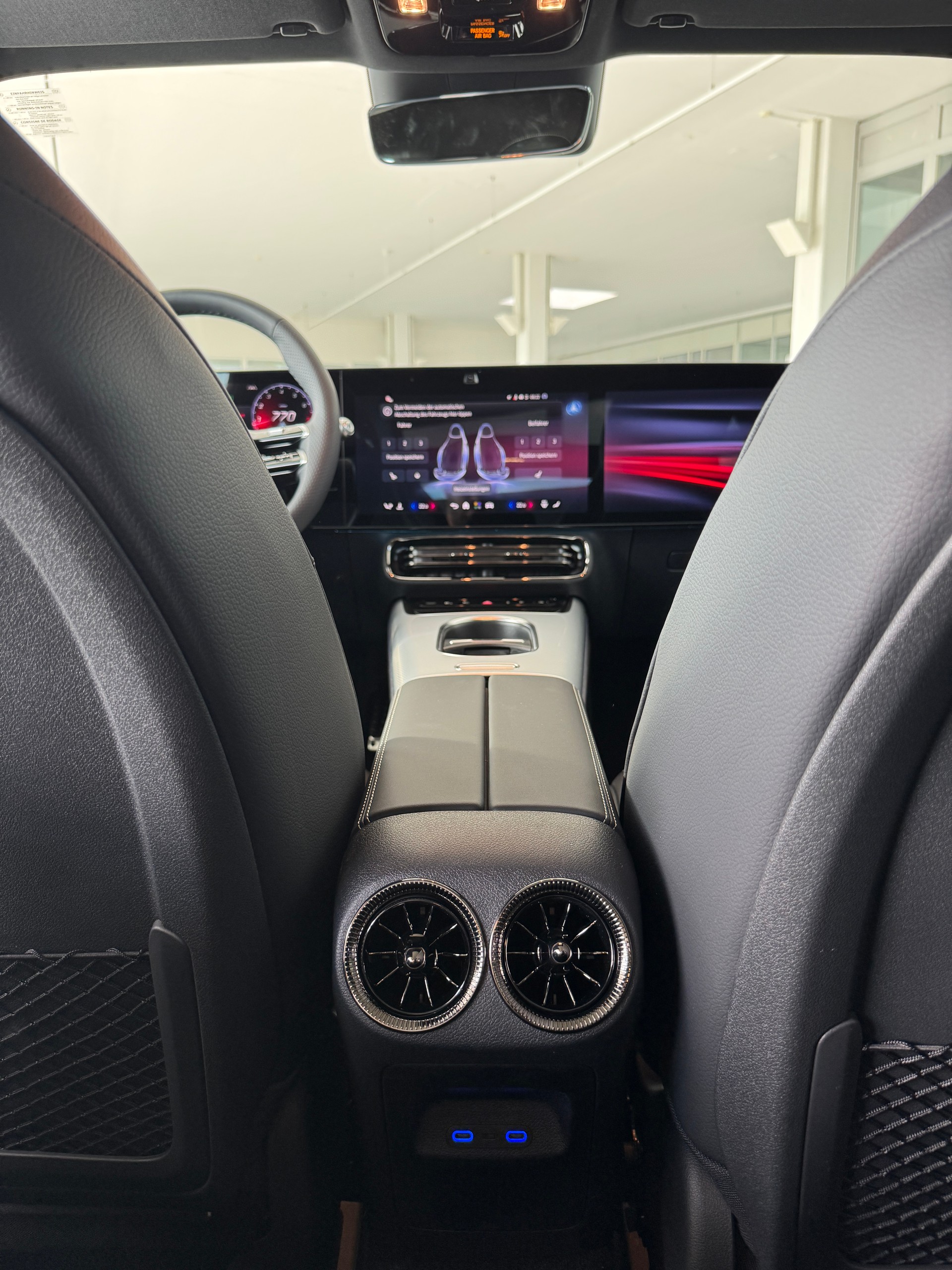 MERCEDES-BENZ CLA 220 4Matic-image-10