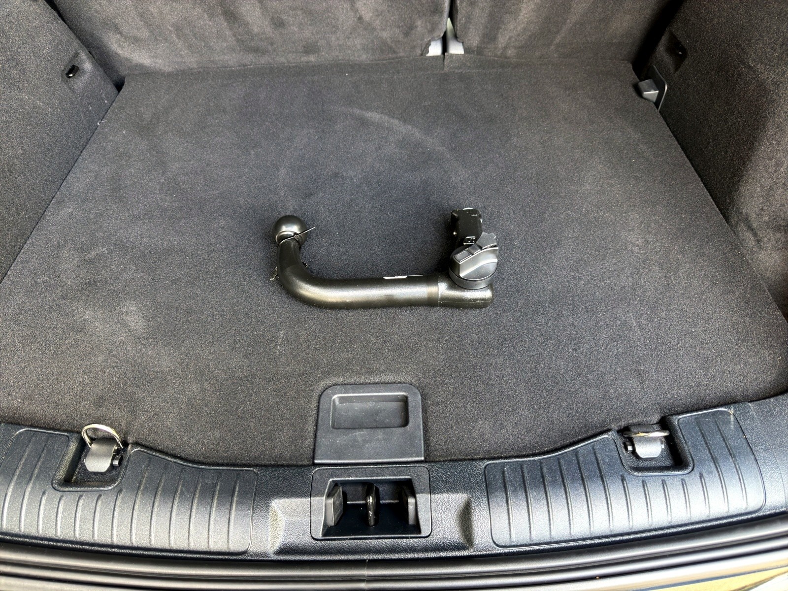 FORD Kuga 2.5 Plug-in Hybrid ST-Line X-image-17