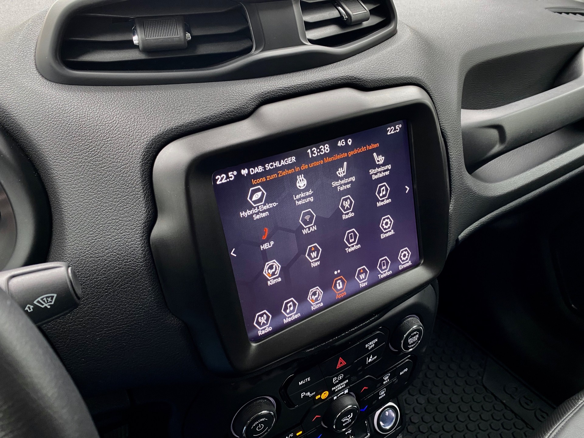 JEEP Renegade 1.3 T*PlugInHybrid*Swiss Limited Plus*Sky*AWD*-image-9