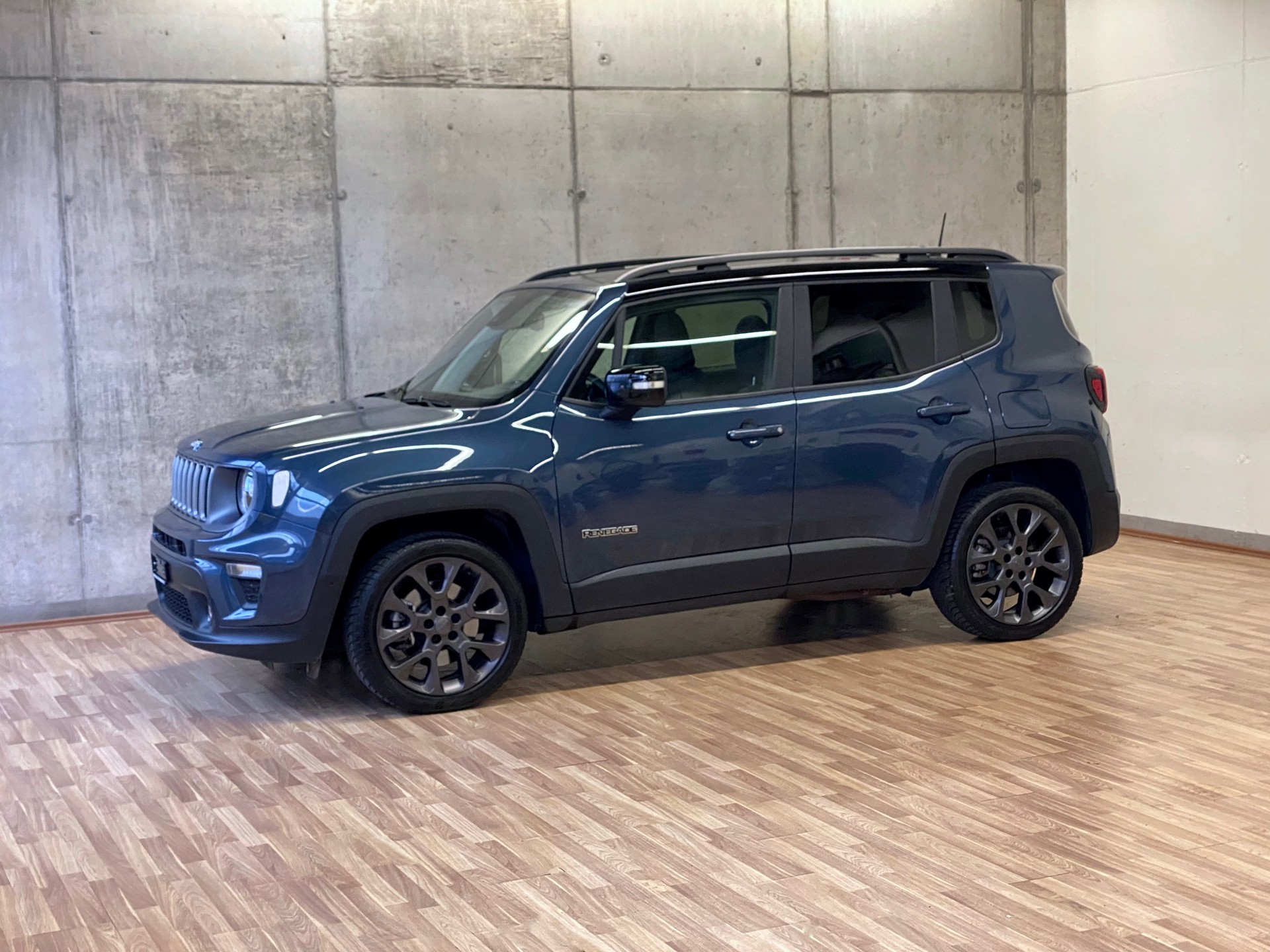 JEEP Renegade 1.3 T*PlugInHybrid*Swiss Limited Plus*Sky*AWD*