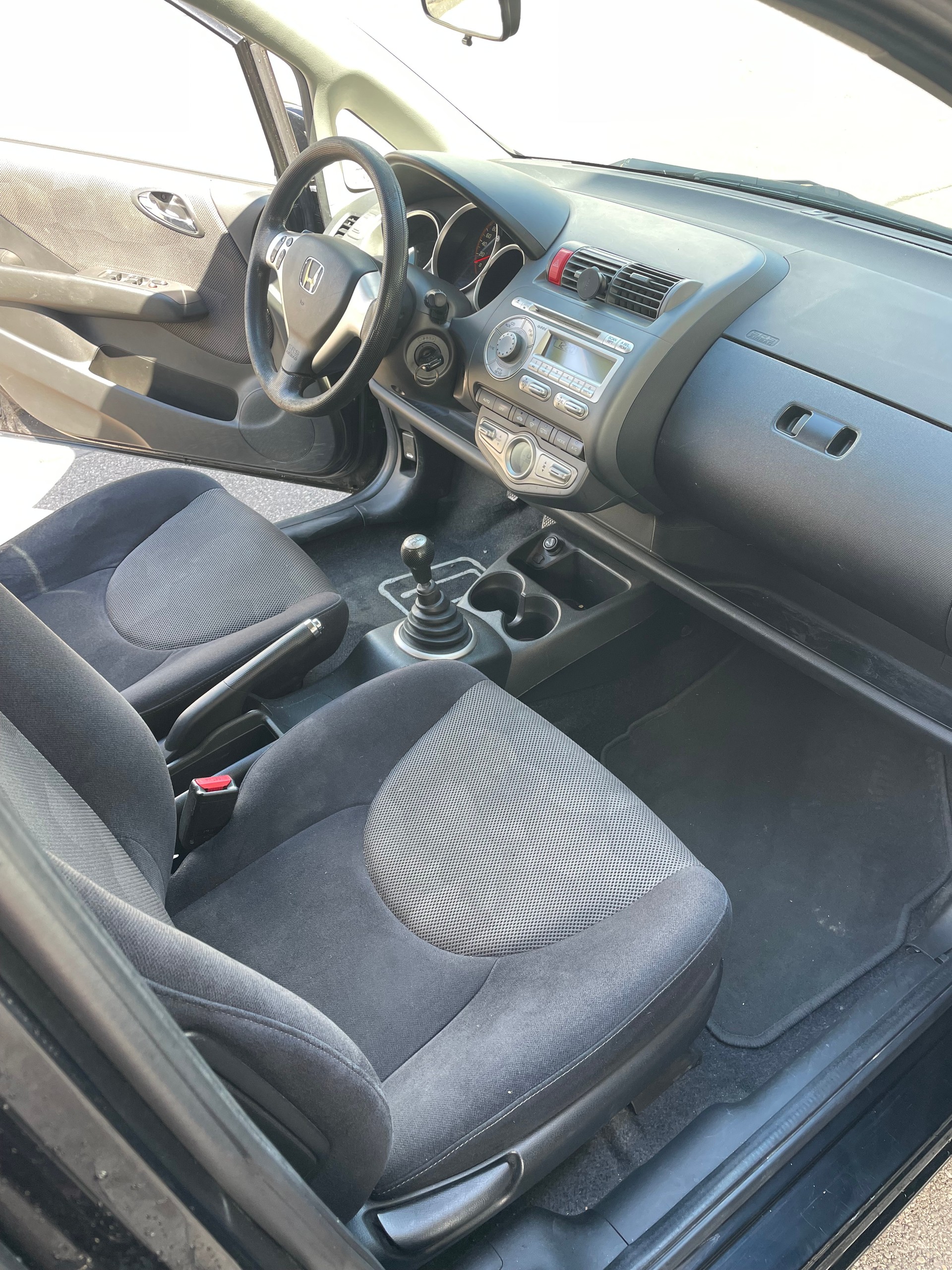 HONDA Jazz 1.4i ES-image-8