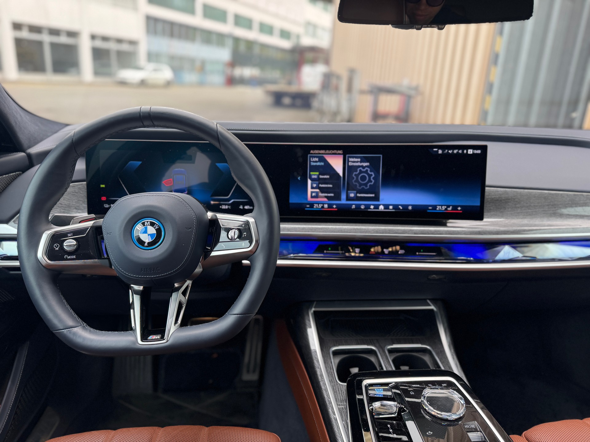 BMW i7 xDrive 60 M Sport-image-12