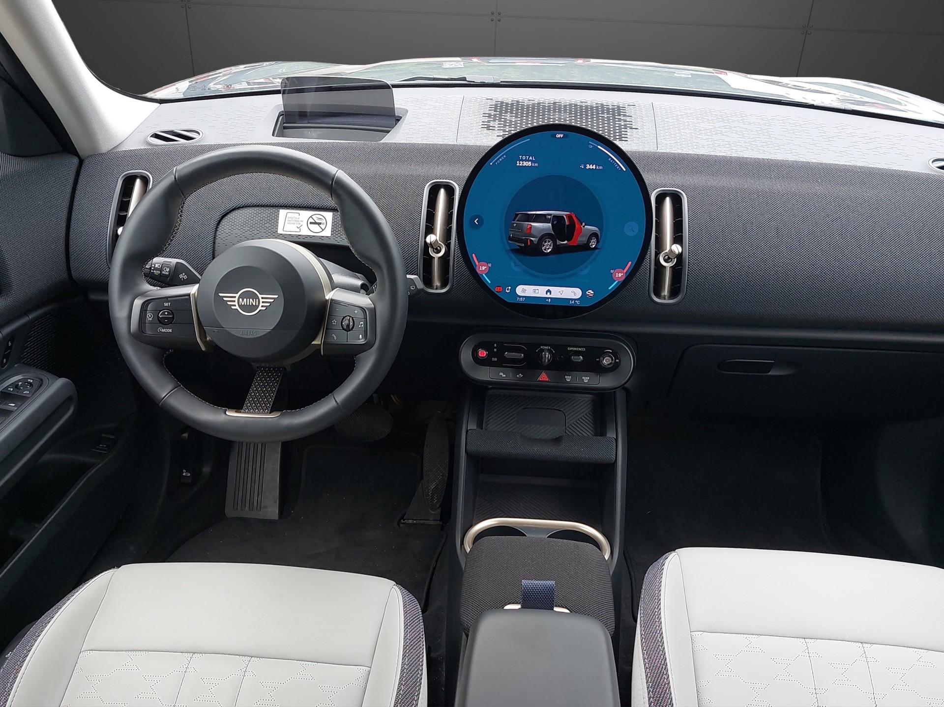 MINI Countryman U25 E-image-17