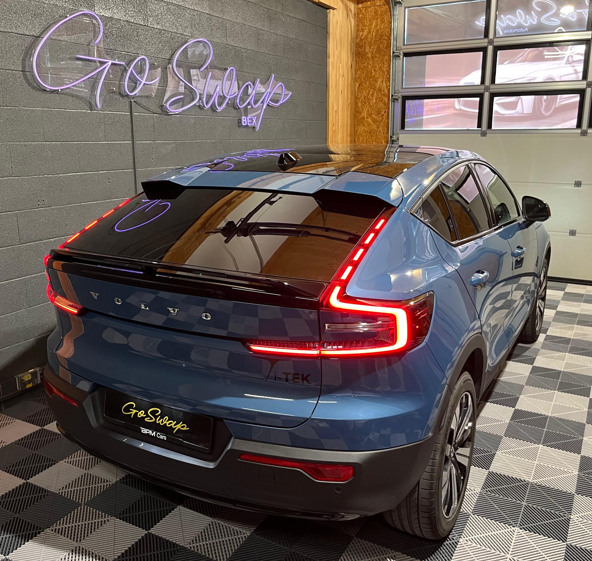 VOLVO C40 Recharge P6 Pure Electric Core-image-3