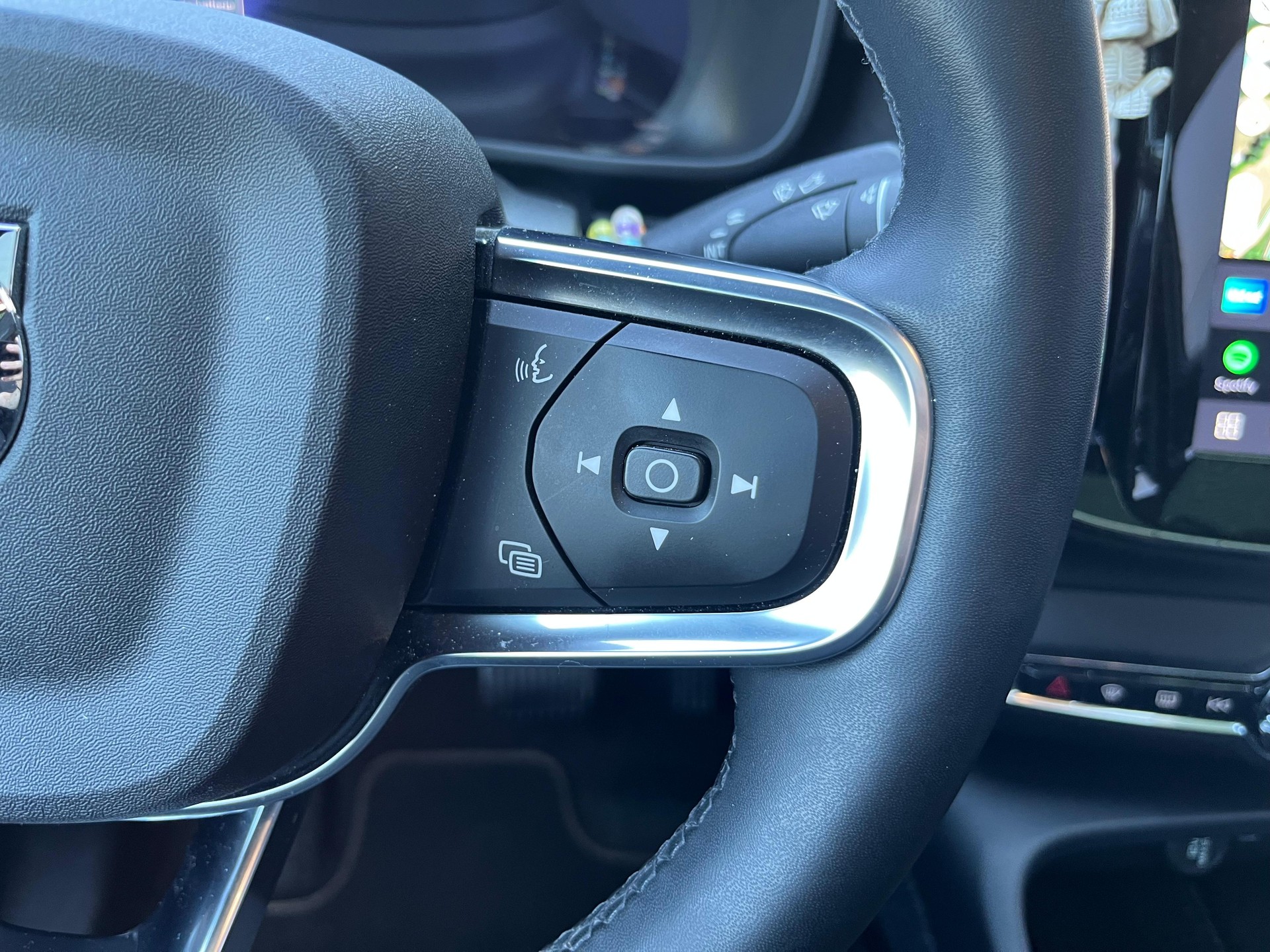 VOLVO C40 Recharge P6 Pure Electric Core-image-15
