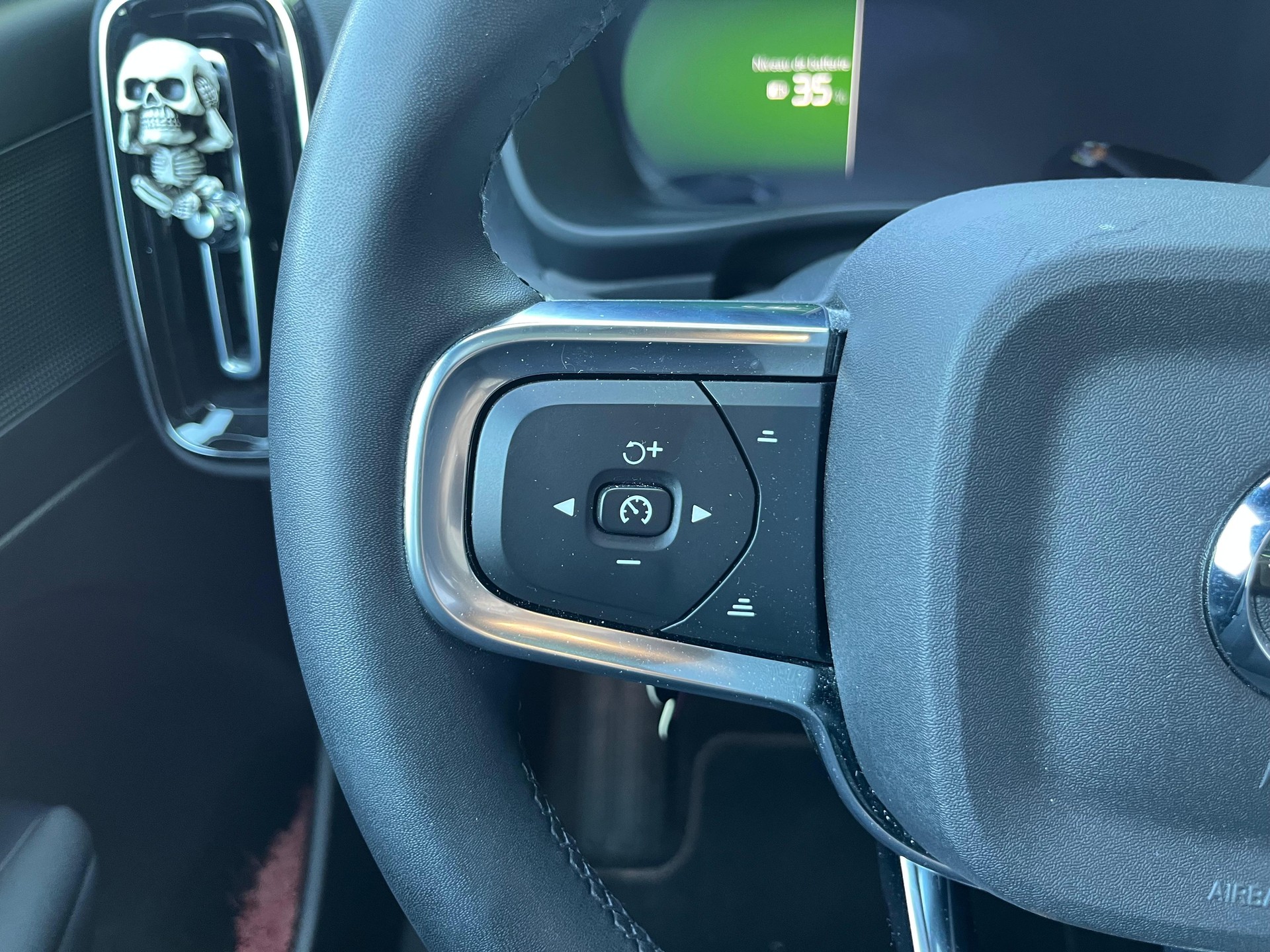 VOLVO C40 Recharge P6 Pure Electric Core-image-14