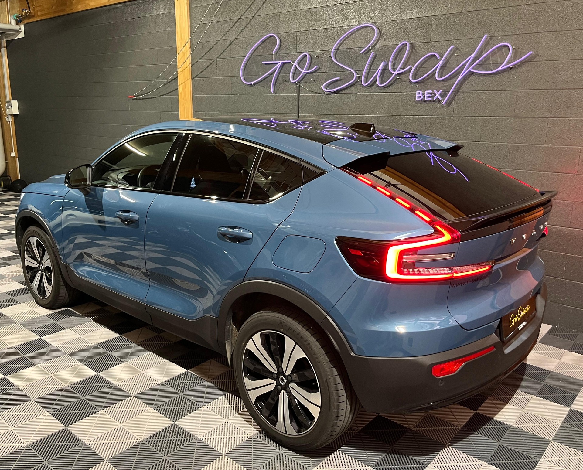 VOLVO C40 Recharge P6 Pure Electric Core-image-7