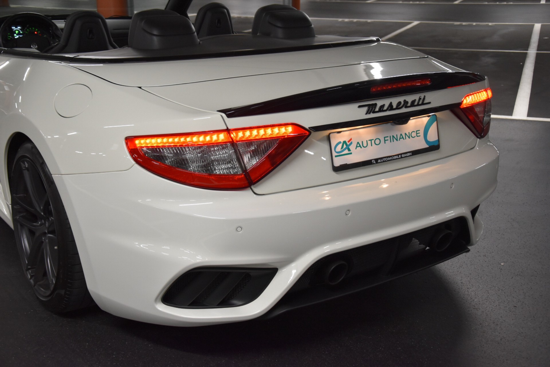 MASERATI GranCabrio MC Automatica FACELIFT-image-5