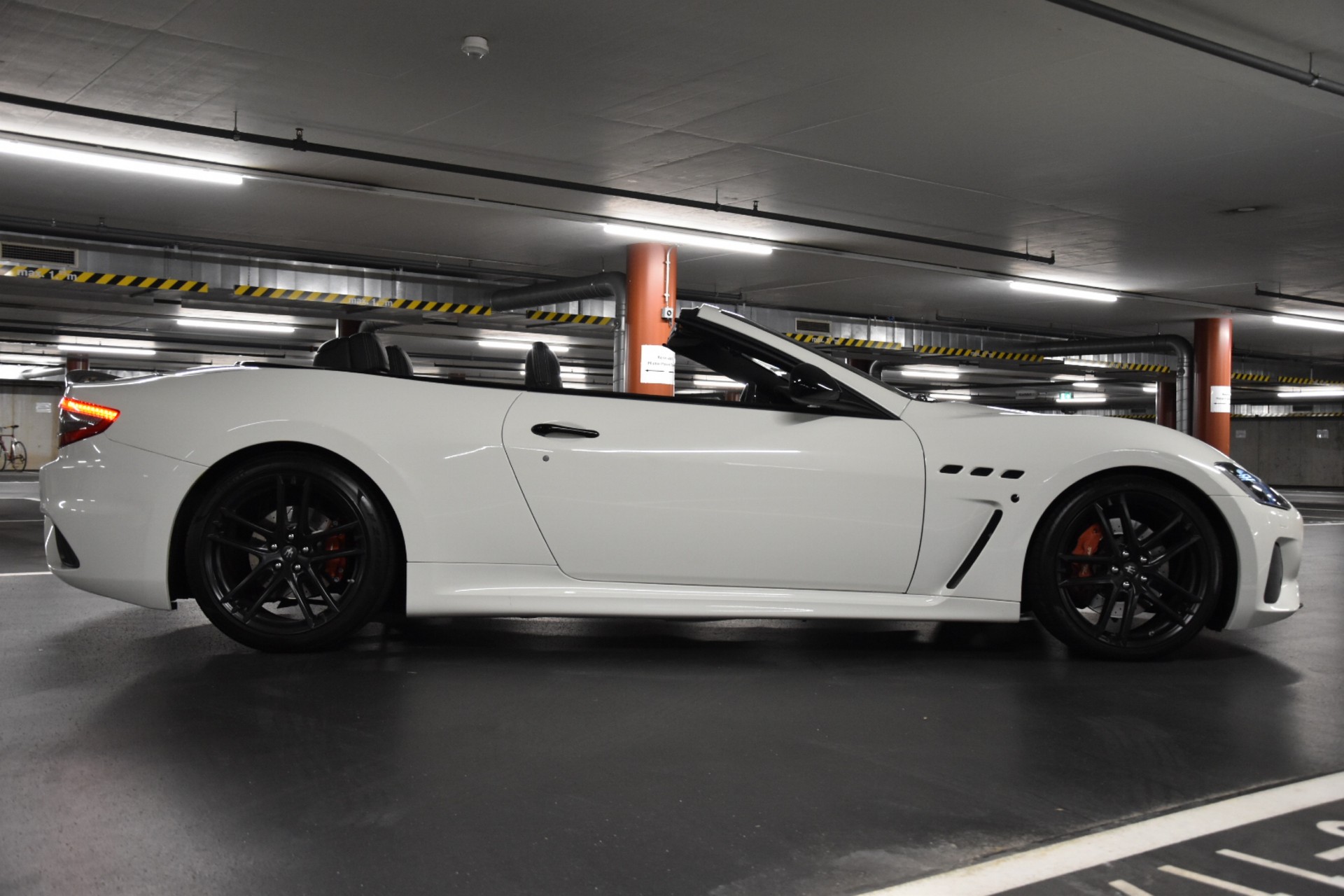 MASERATI GranCabrio MC Automatica FACELIFT-image-9
