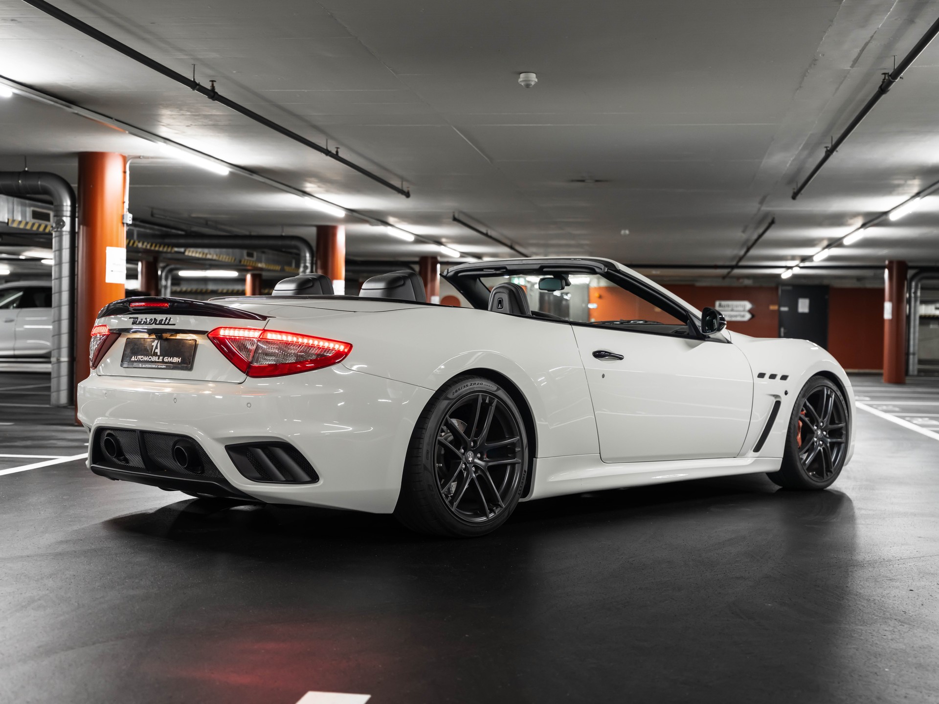 MASERATI GranCabrio MC Automatica FACELIFT-image-10