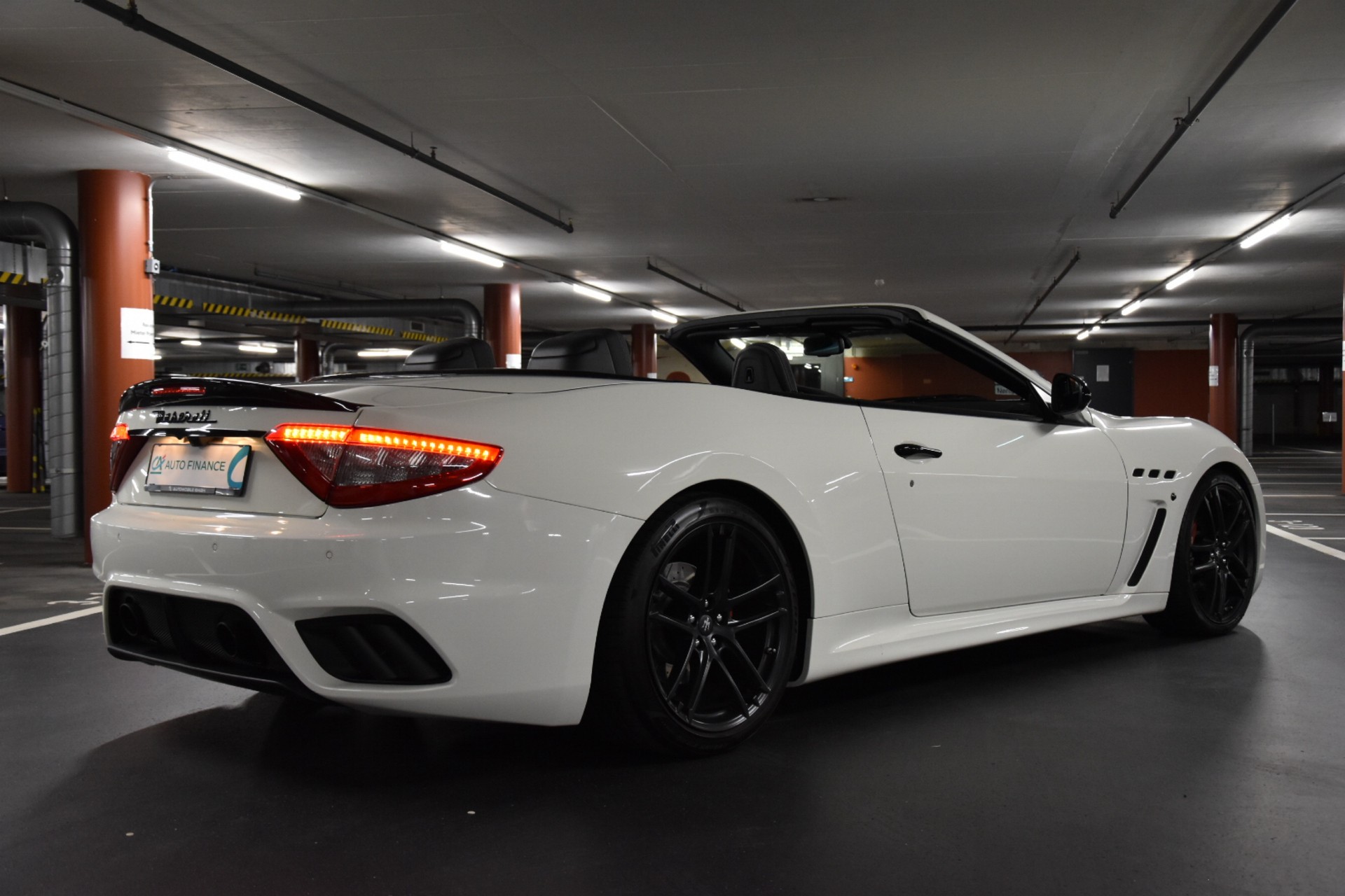 MASERATI GranCabrio MC Automatica FACELIFT-image-8