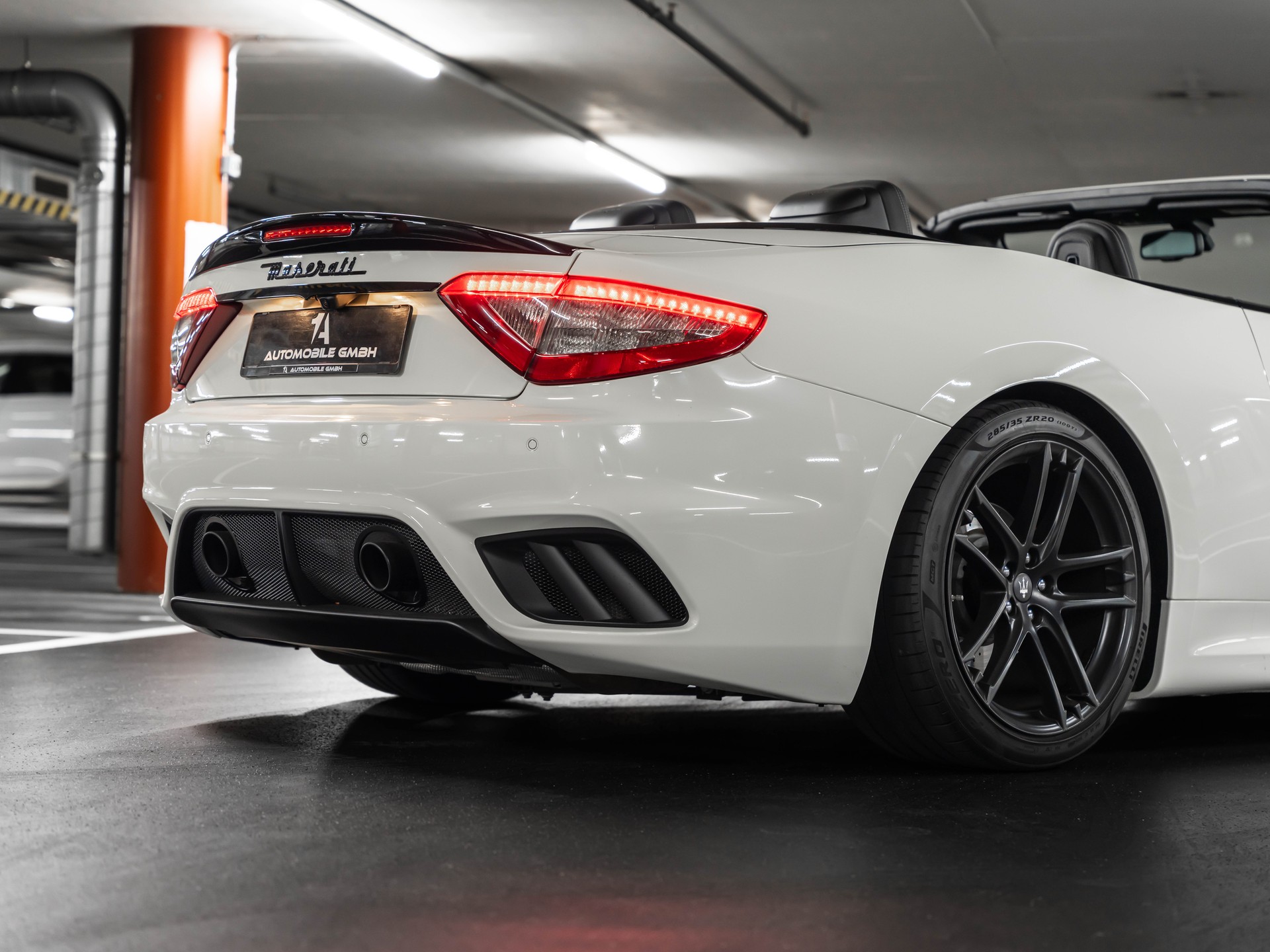 MASERATI GranCabrio MC Automatica FACELIFT-image-9