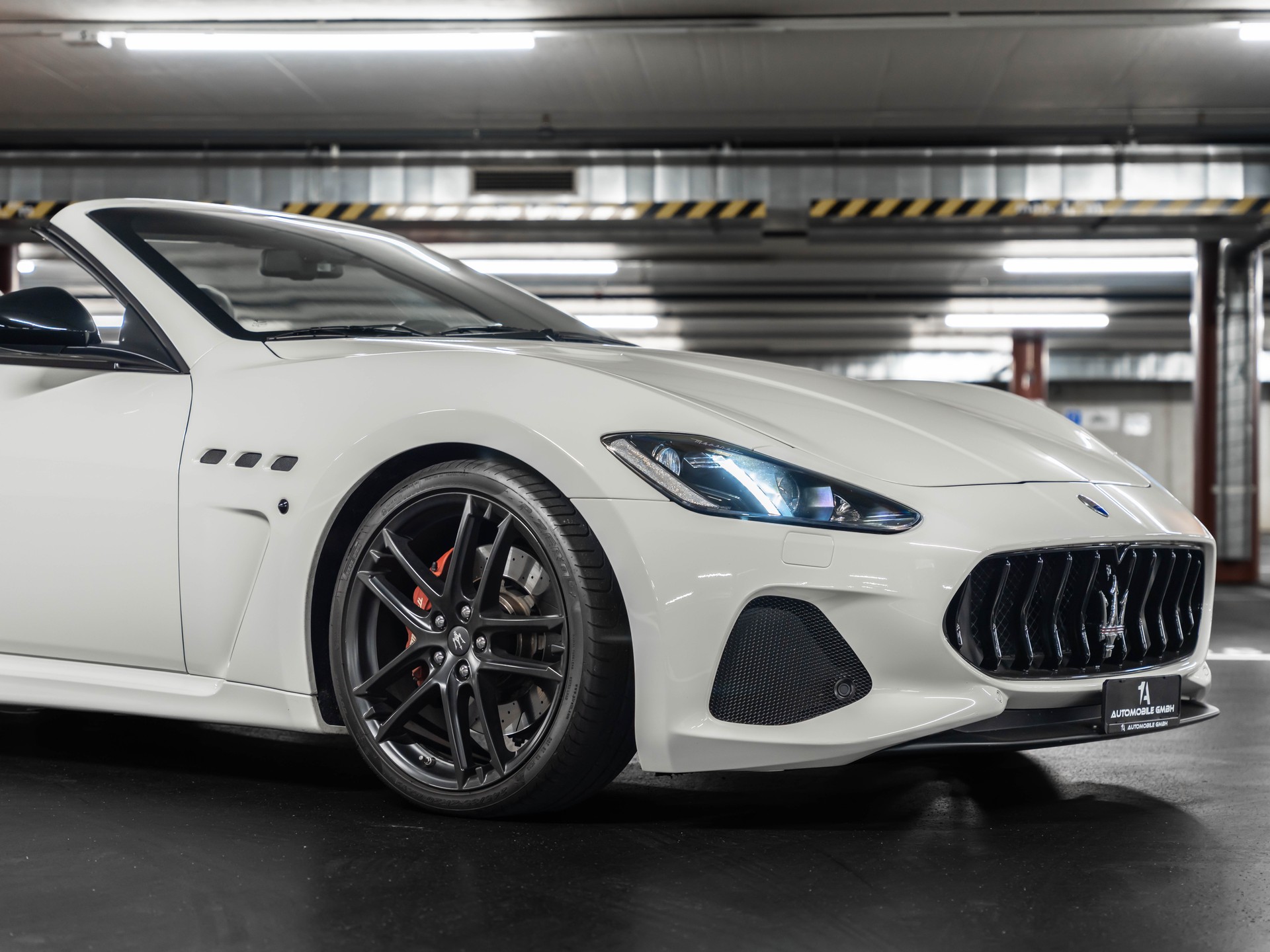 MASERATI GranCabrio MC Automatica FACELIFT-image-13