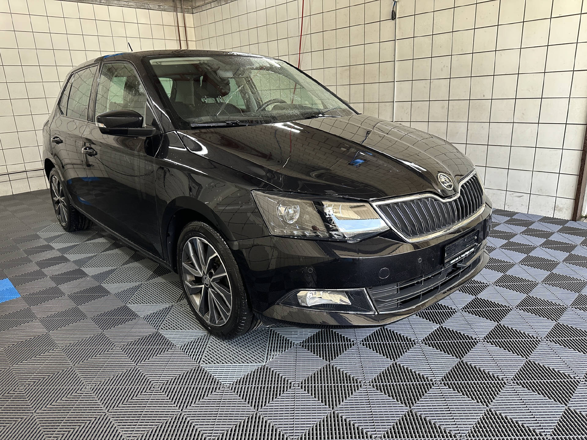SKODA Fabia 1.2 TSI Ambition-image-3