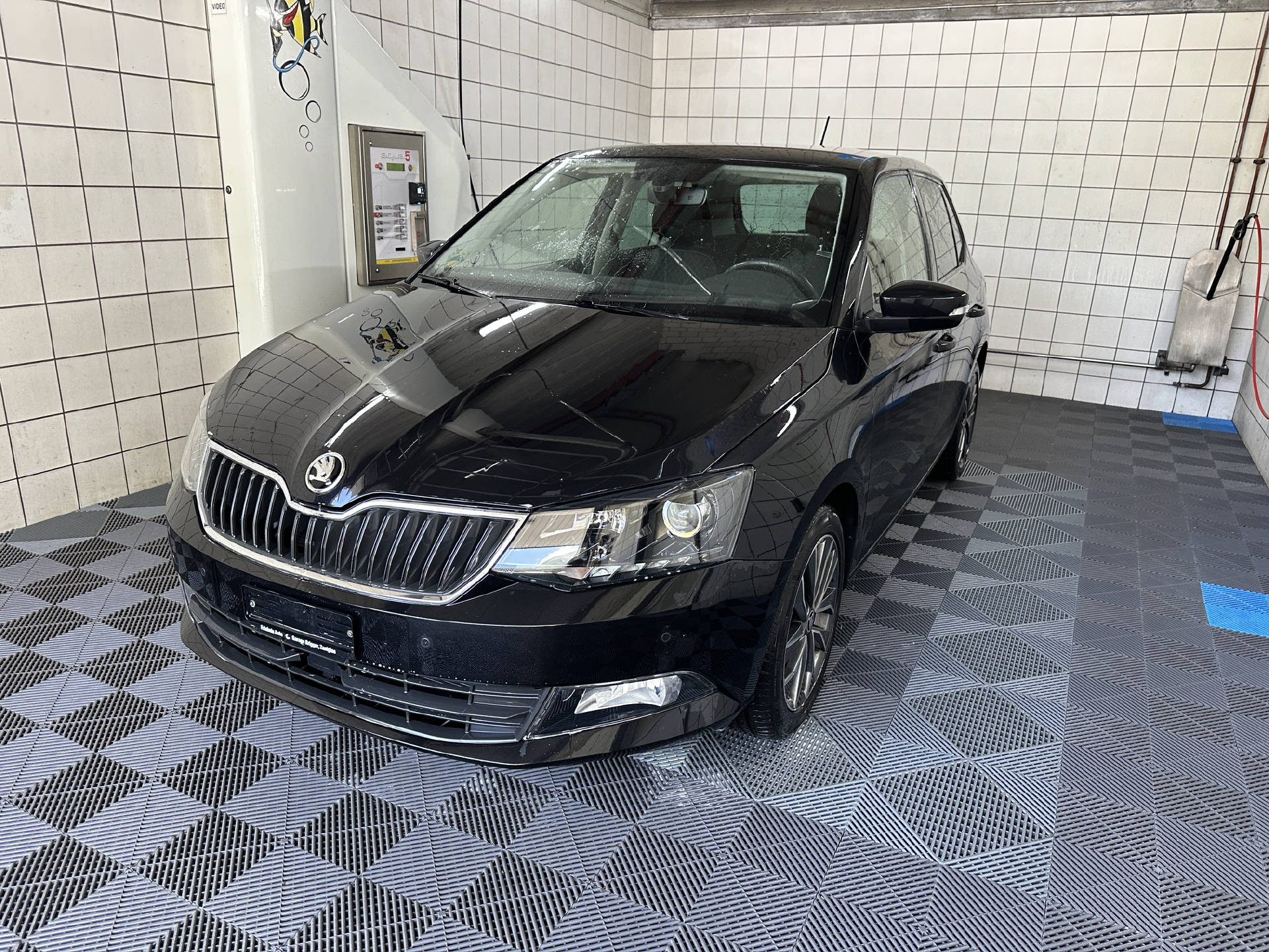 SKODA Fabia 1.2 TSI Ambition-image-1