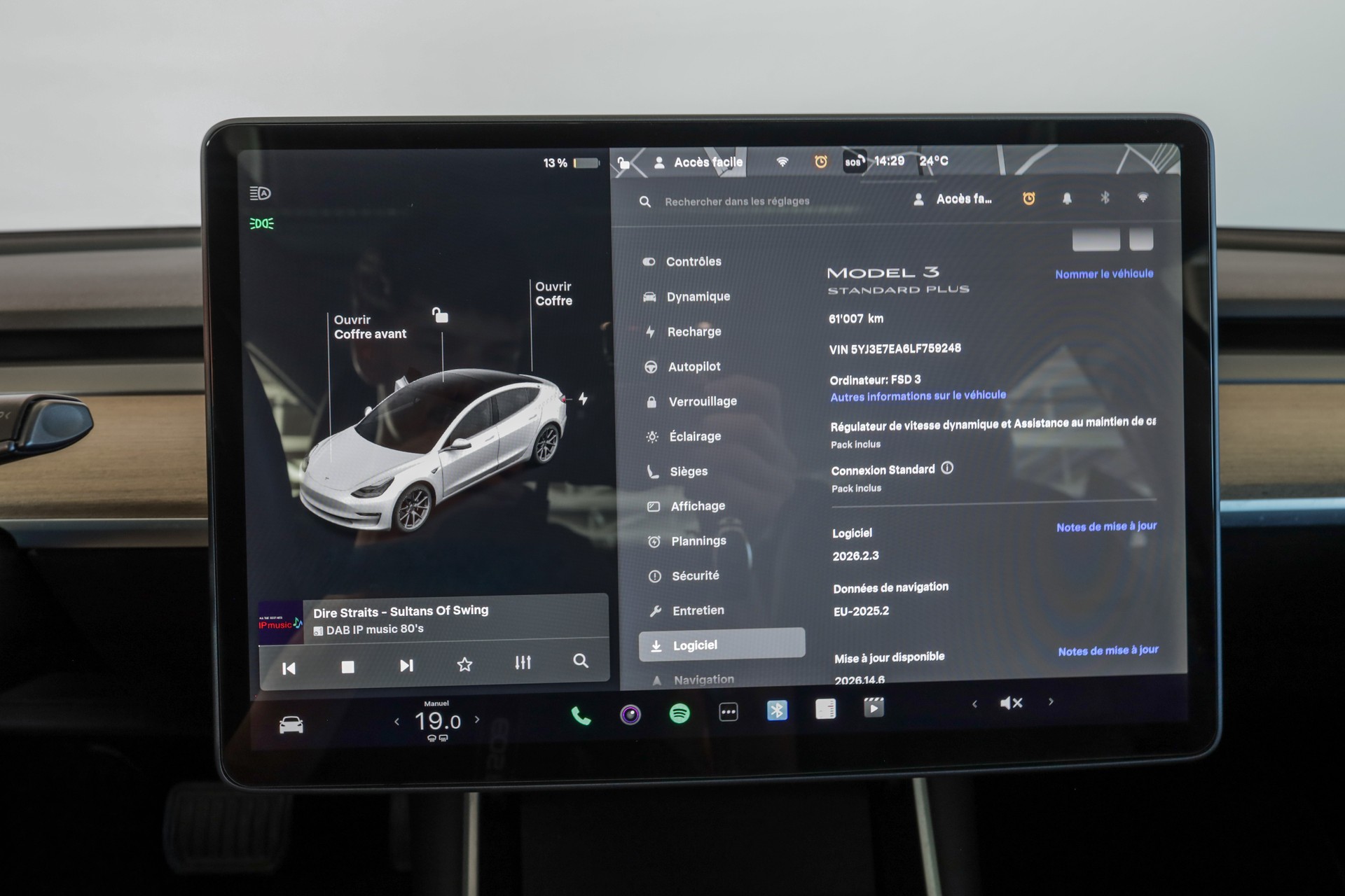 TESLA Model 3 Standard Plus-image-18