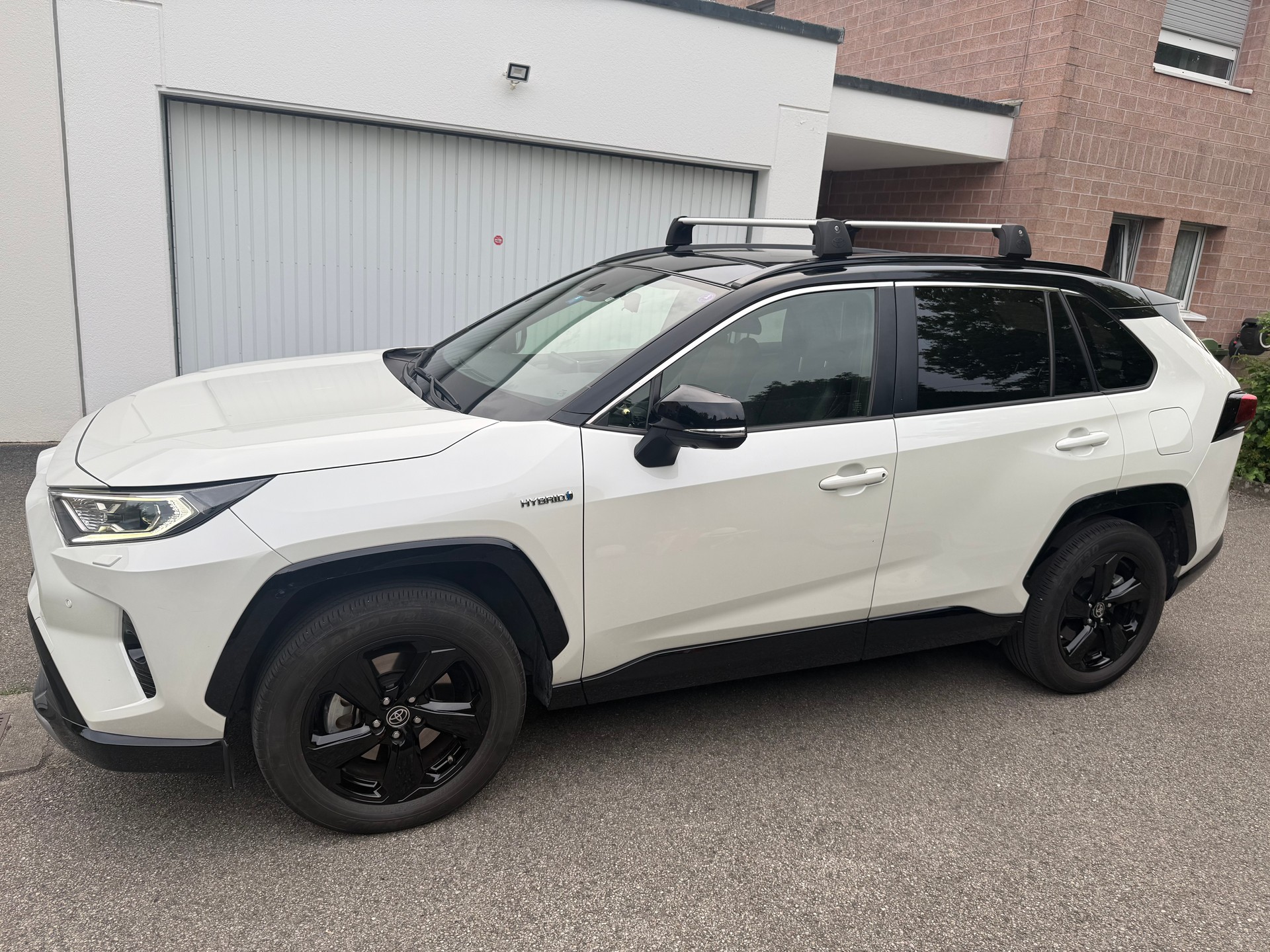 TOYOTA 2.5 HEV Style-image-5