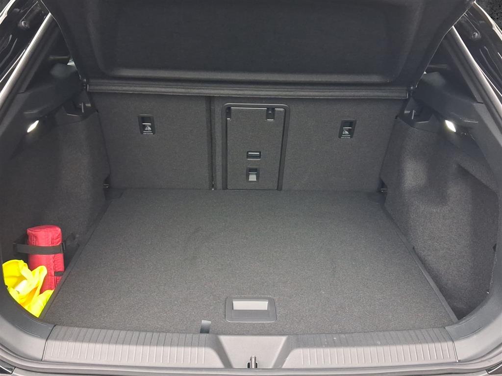 VW ID.4 Pro United 77 kWh 4 Motion-image-12