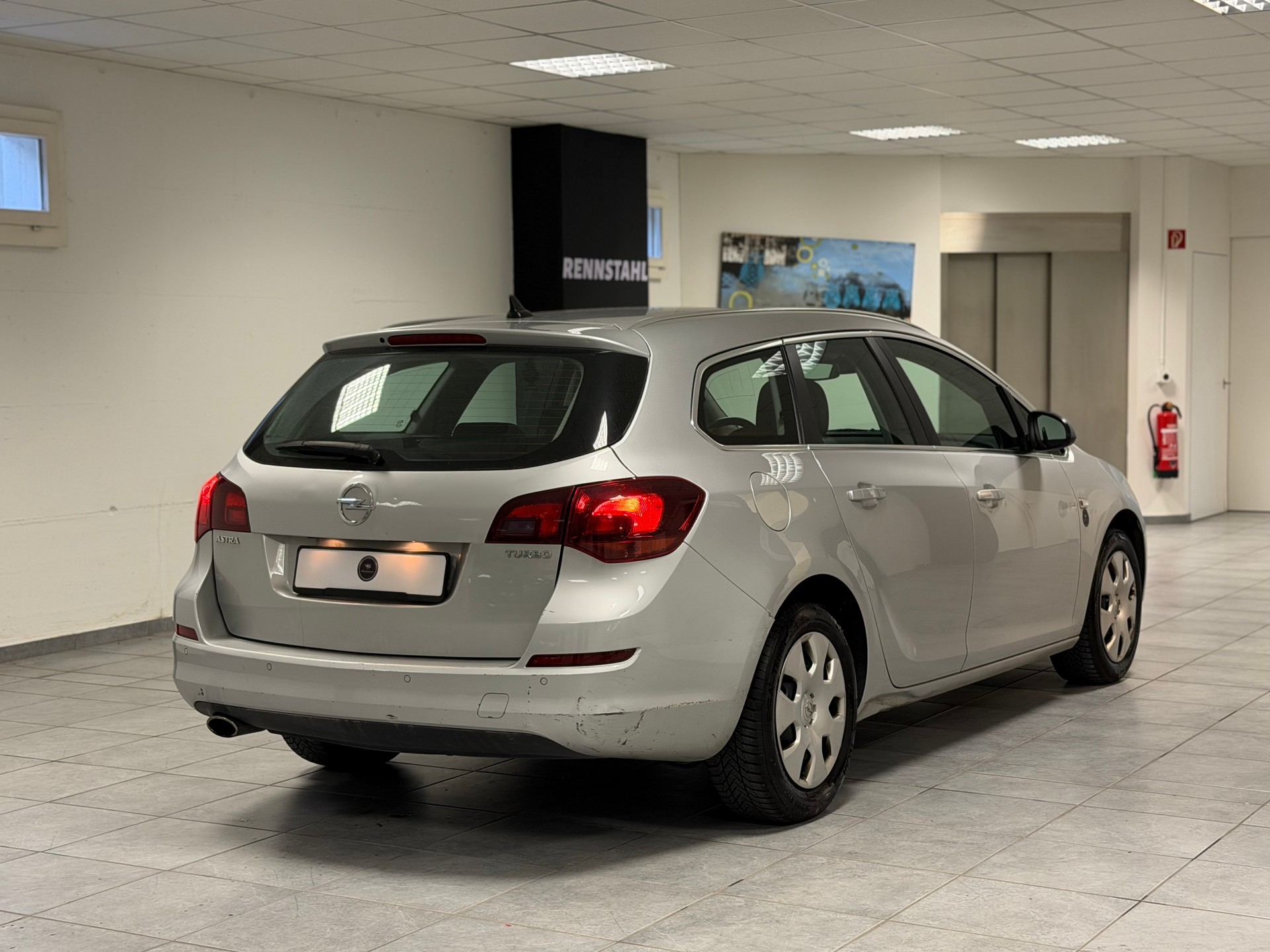 OPEL Astra 1.4i 16V Turbo Anniversary Edition Automatic-image-11
