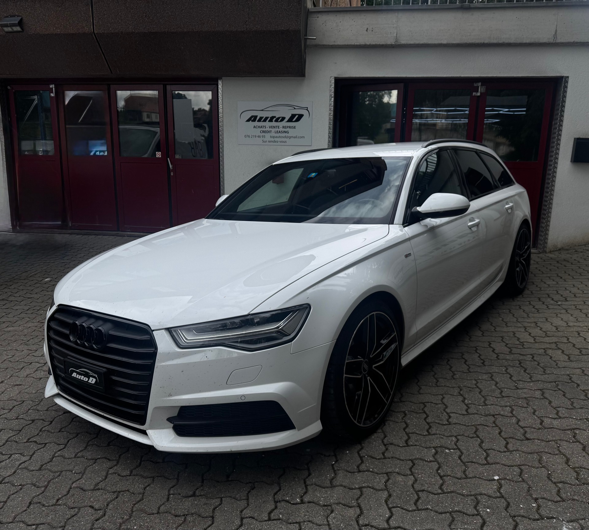 AUDI A6 Avant 2.0 TDI S-tronic S-Line-image-0