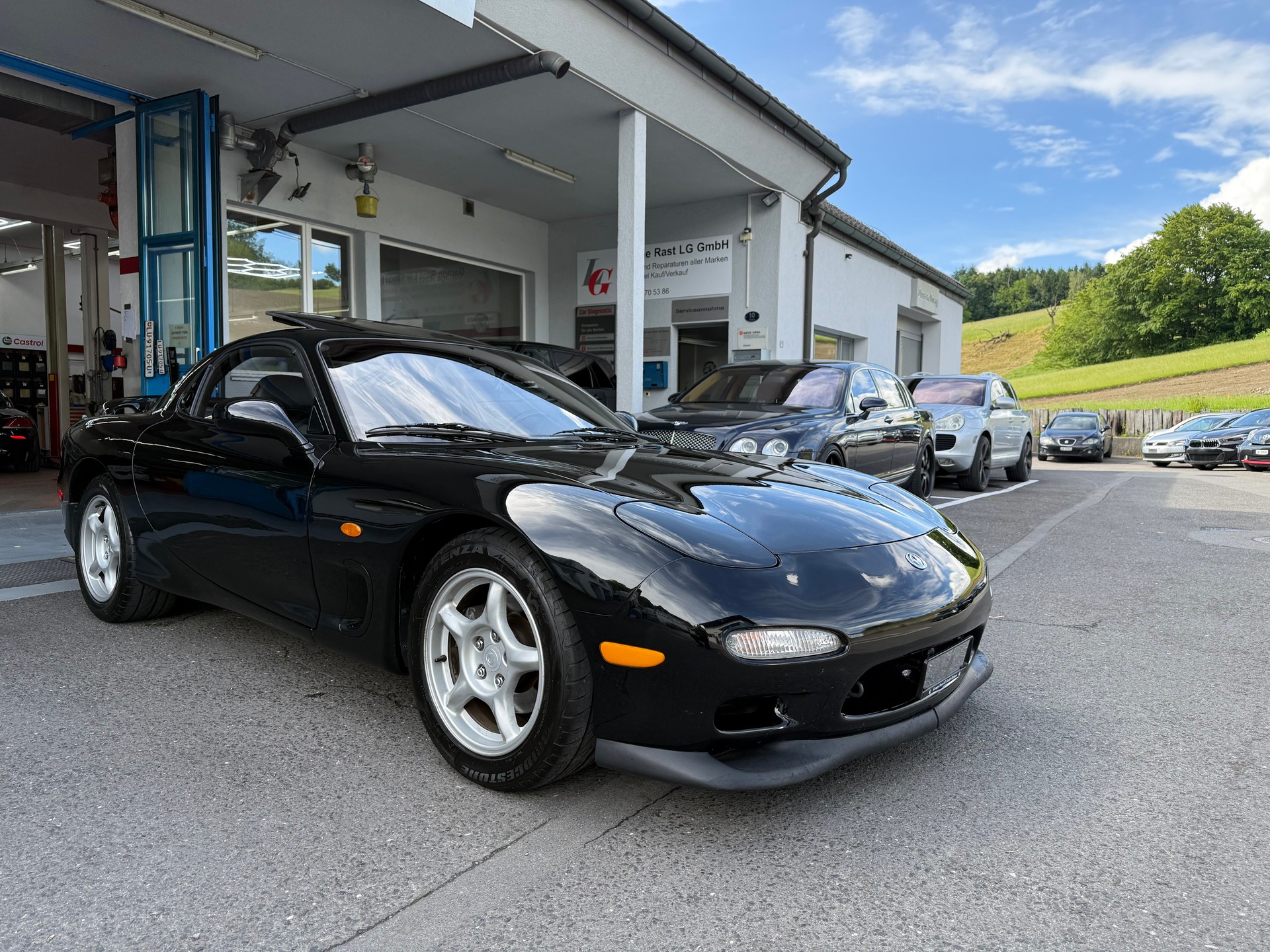 MAZDA RX-7 2.6 Twin Turbo-showroom-element-1