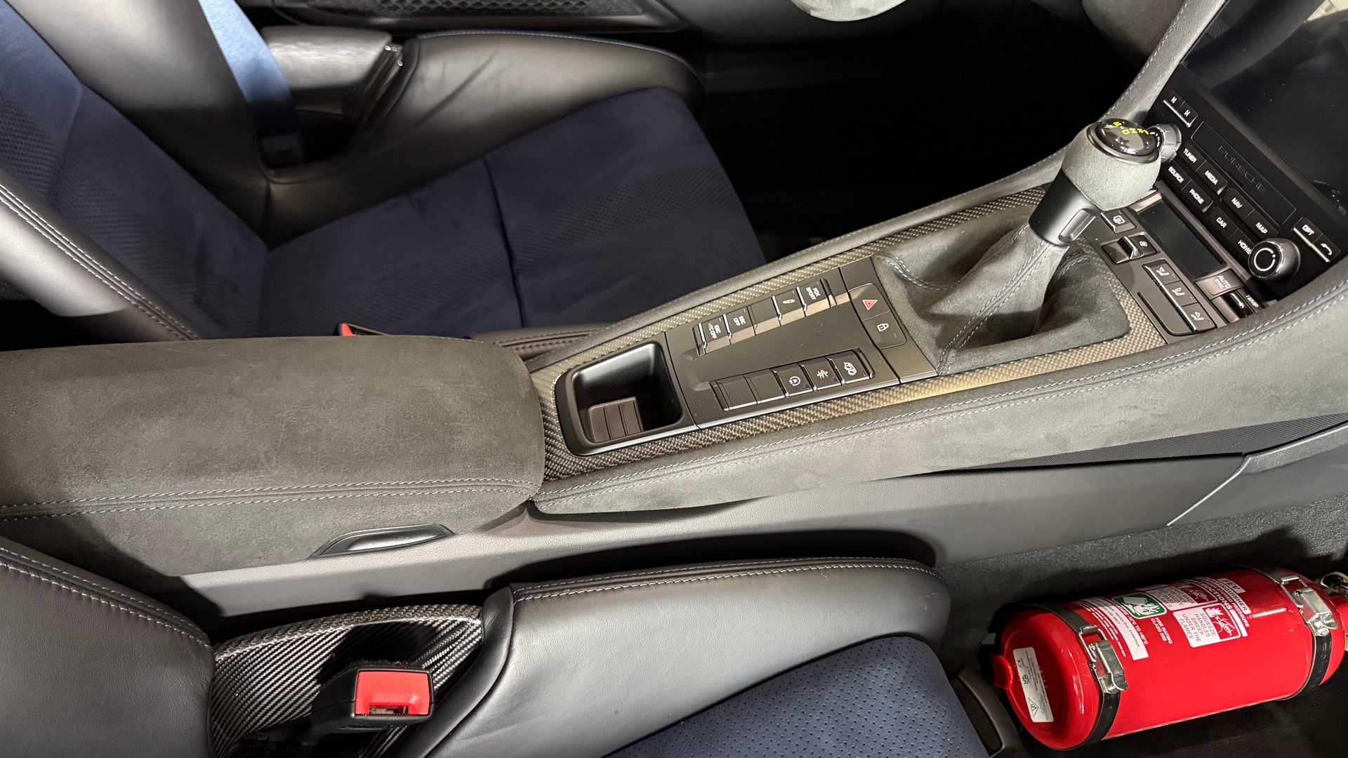 PORSCHE 718 Cayman GT4 RS PDK Weissach-image-17