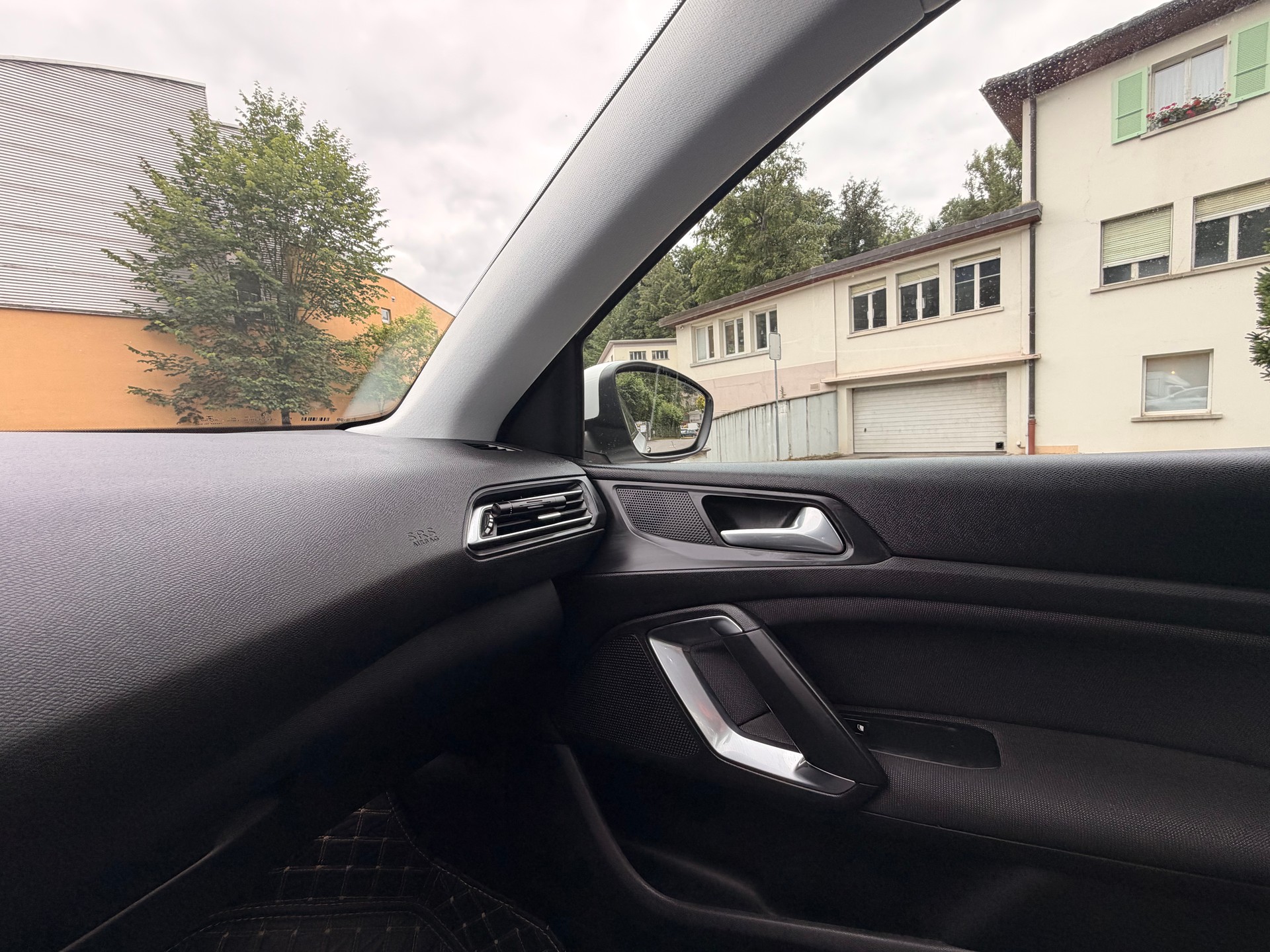 PEUGEOT 308 SW 1.5 BlueHDI Active Pack EAT8-image-23