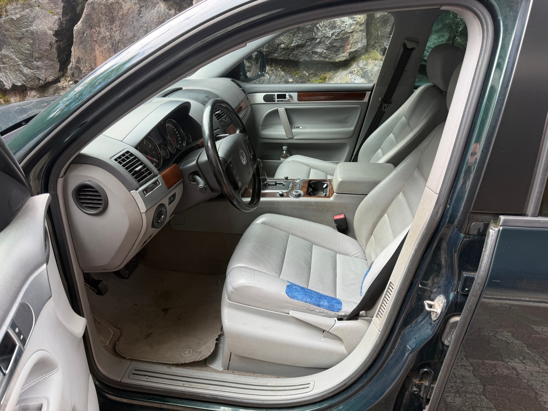 VW Touareg 3.2 V6-image-6