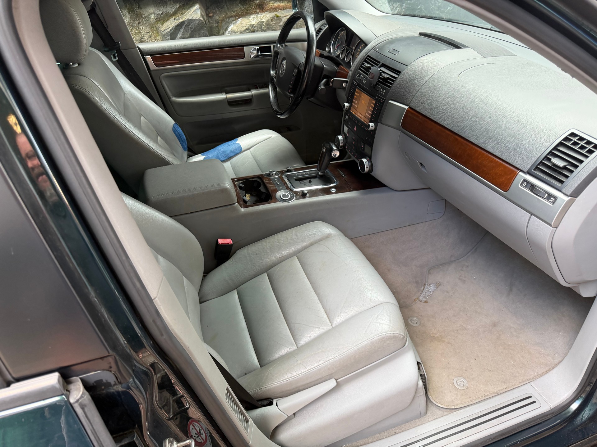 VW Touareg 3.2 V6-image-7